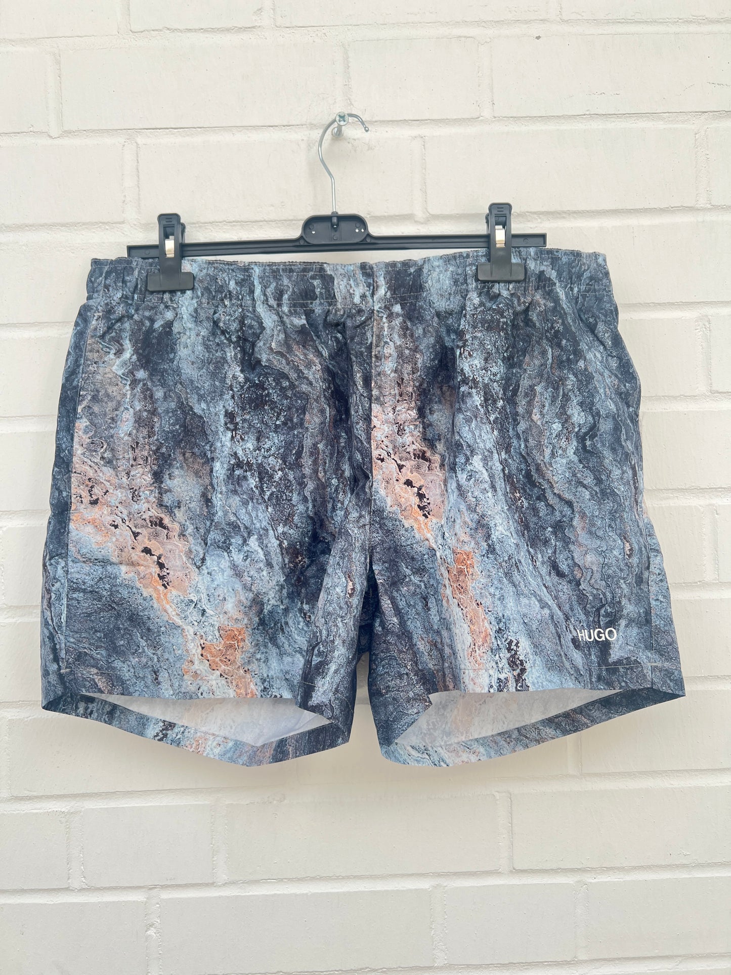(31) Badehose graublau muster