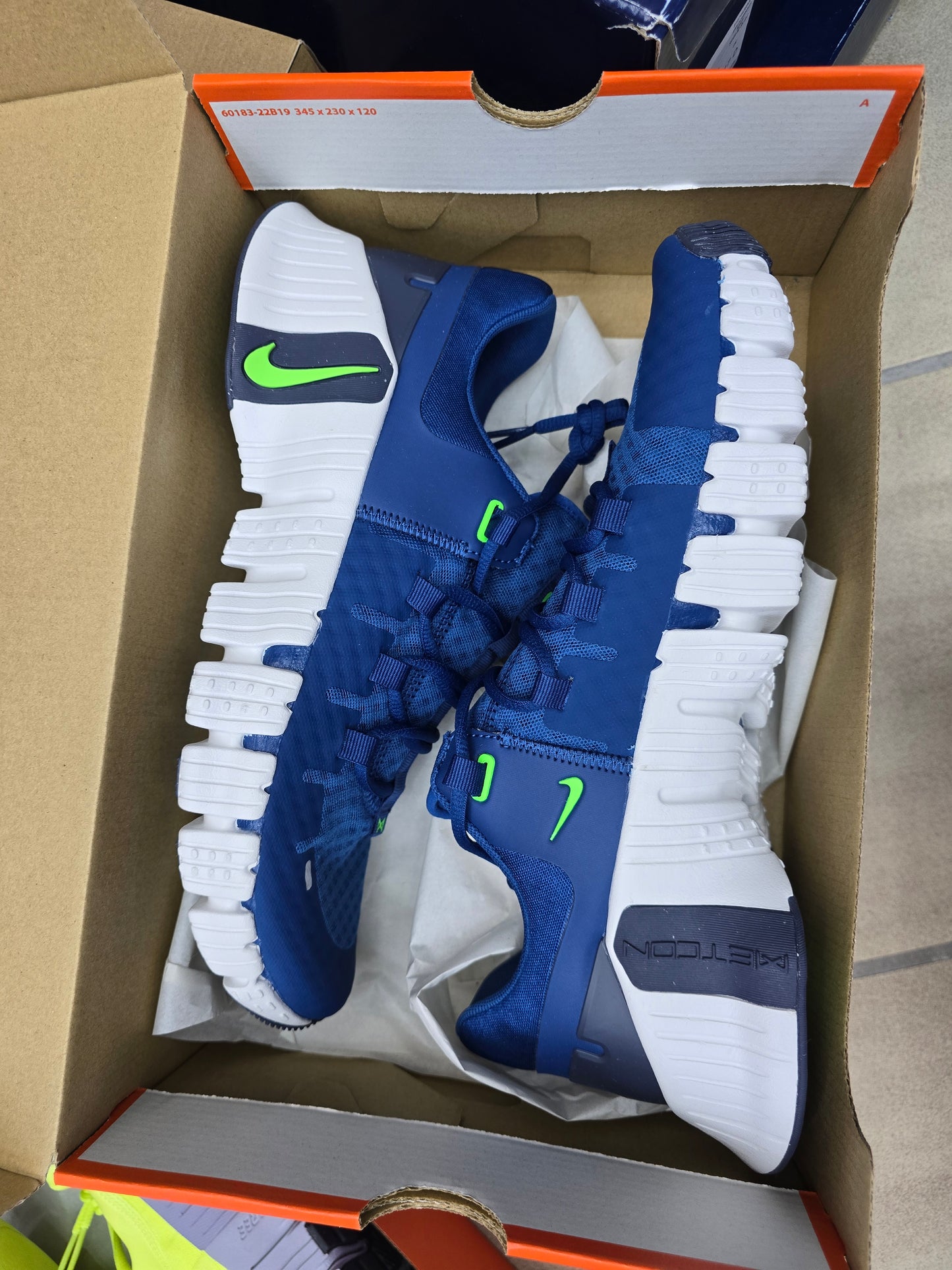 Nike Free Metcon 5 DV3949 401 blau