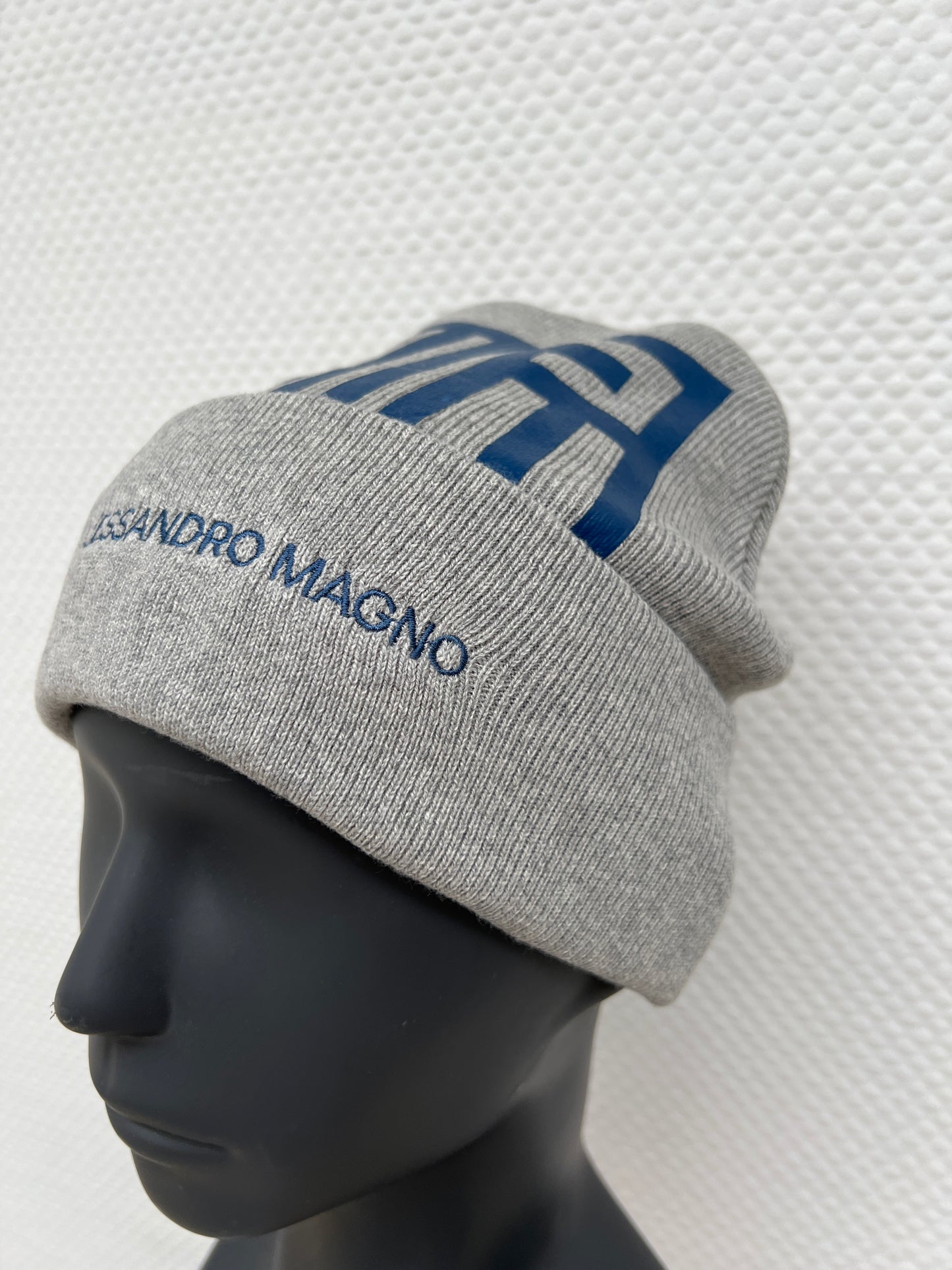 (61) Alessandro Magno Strickmütze grau
