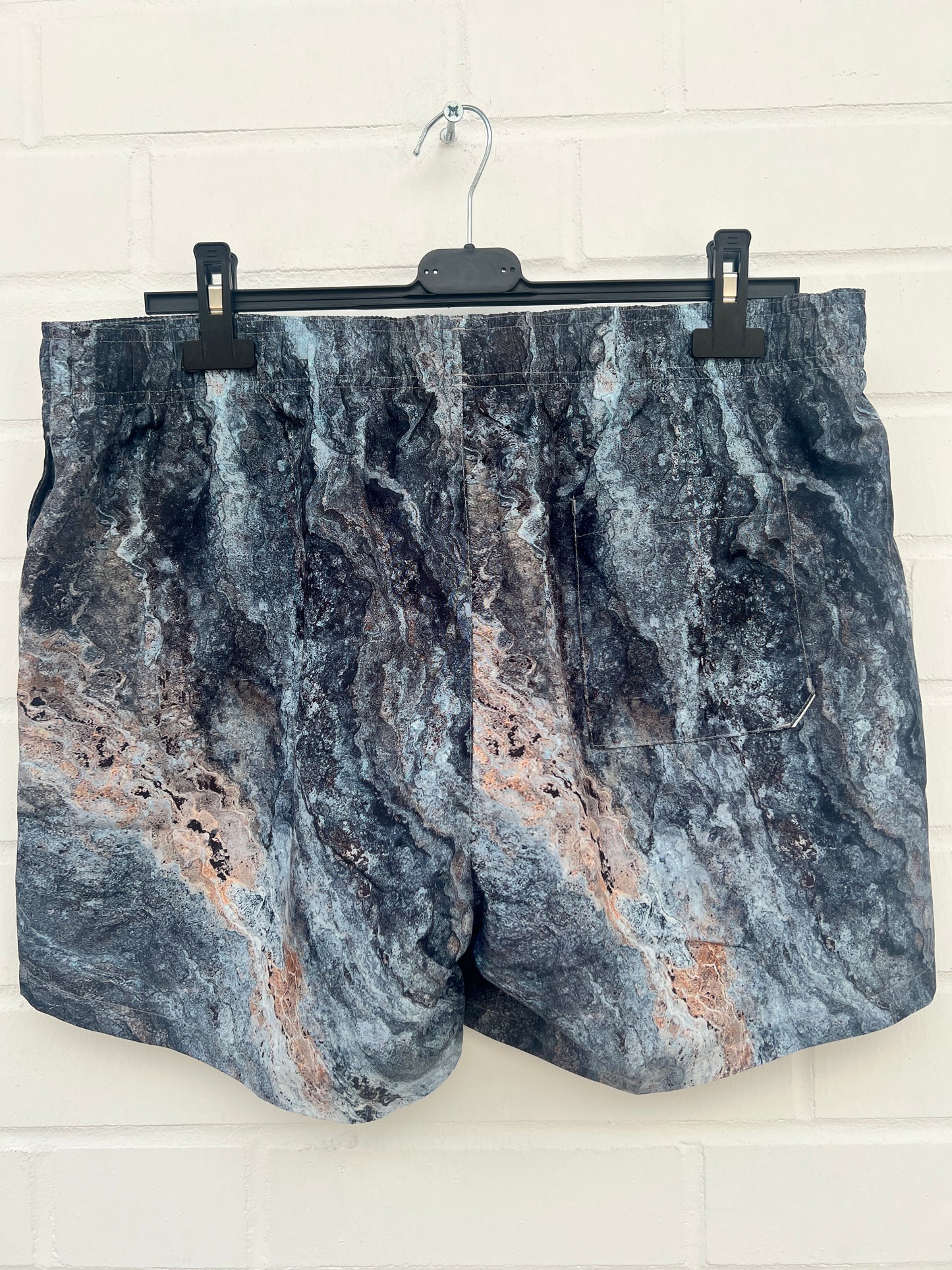 (31) Badehose graublau muster