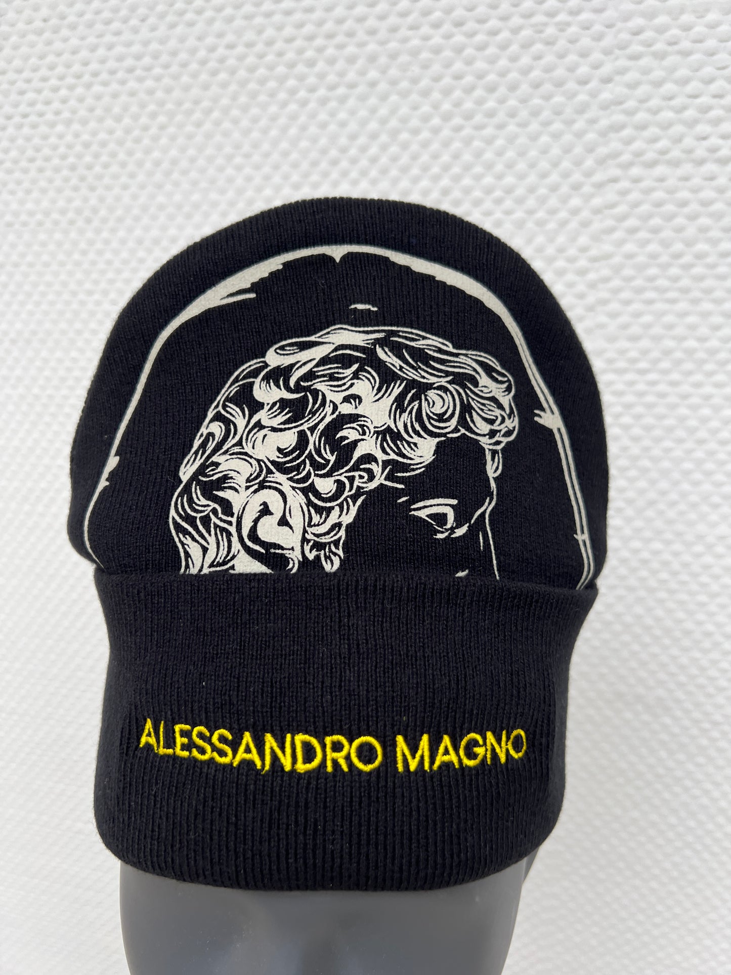 (61) Alessandro Magno Strickmütze mit Aufdruck Schwarz