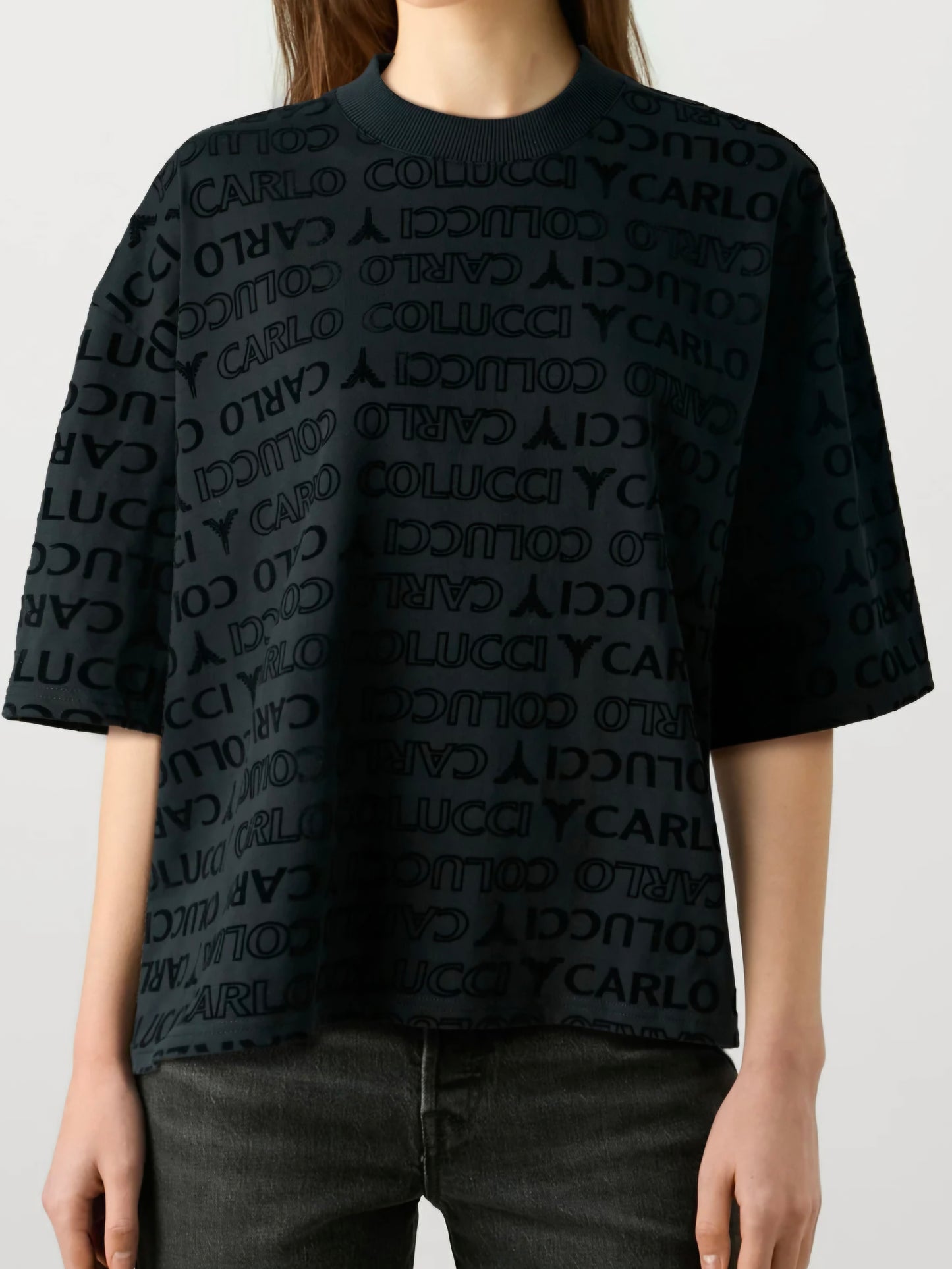 (97) Carlo Colucci Damen Tshirt oversize schwarz 3d Filz Druck