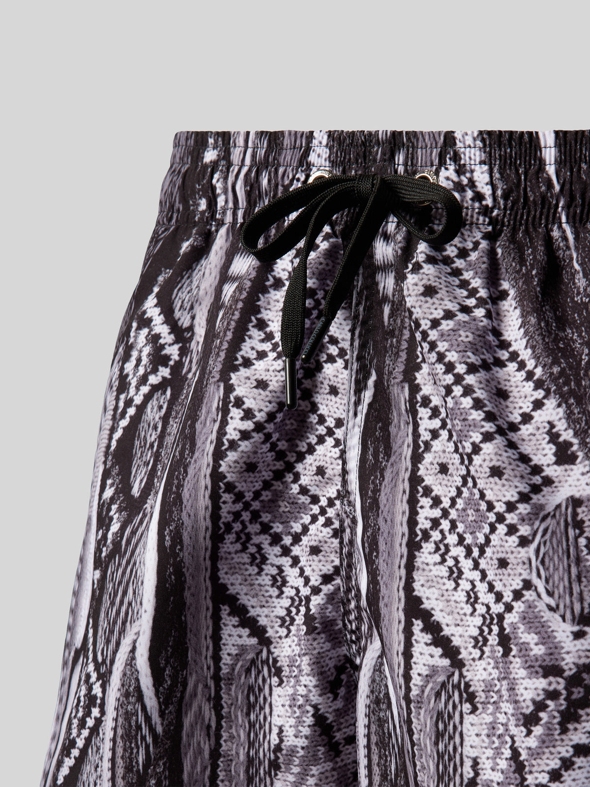 (76) Carlo Colucci Bade Short Badehose schwarz weiß