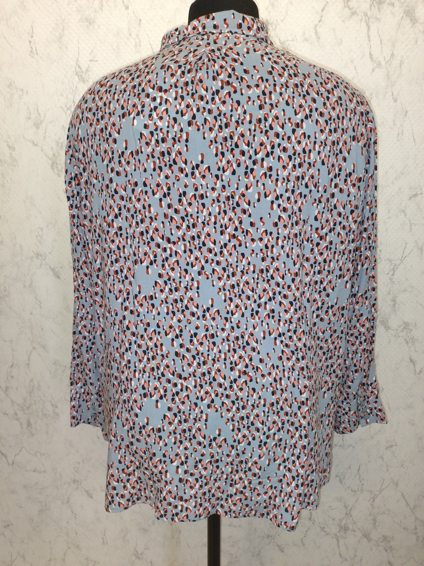 (U8) Ulla Popken Bluse grau mit Muster 749691 75
