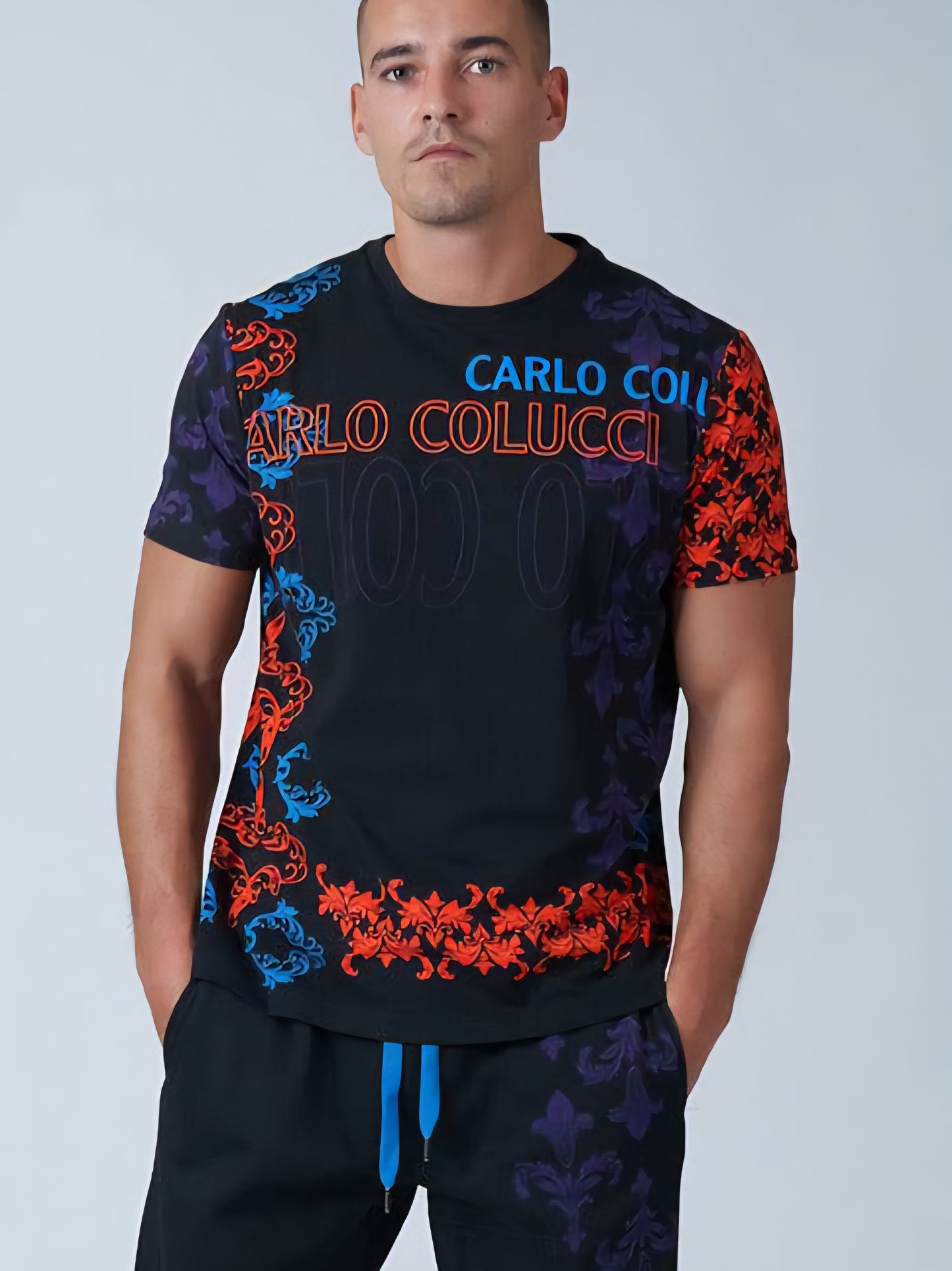 (72) Carlo Colucci Tshirt schwarz rot muster