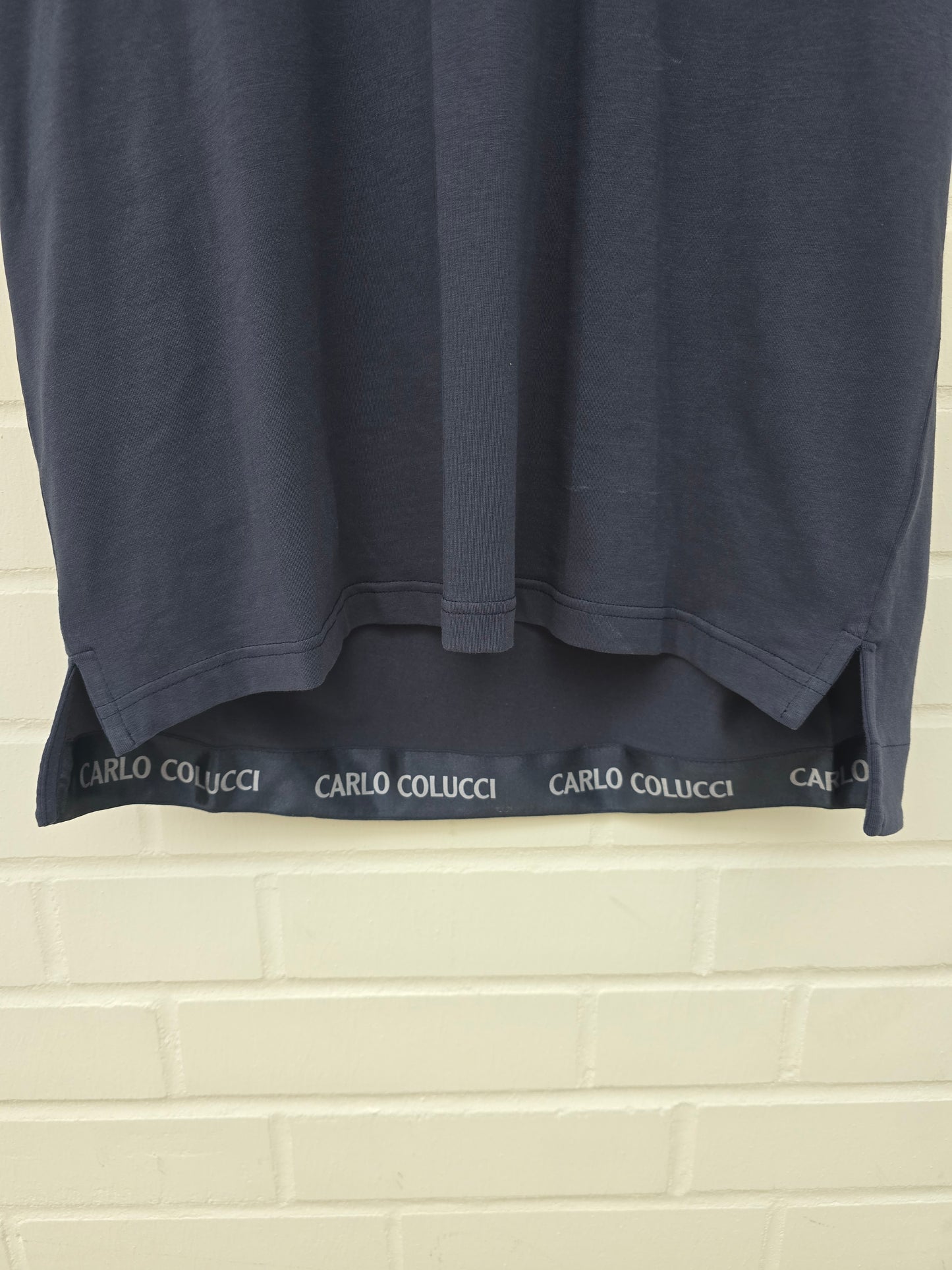 (79) Carlo Colucci Tshirt unisex dunkelblau Gummi Logo