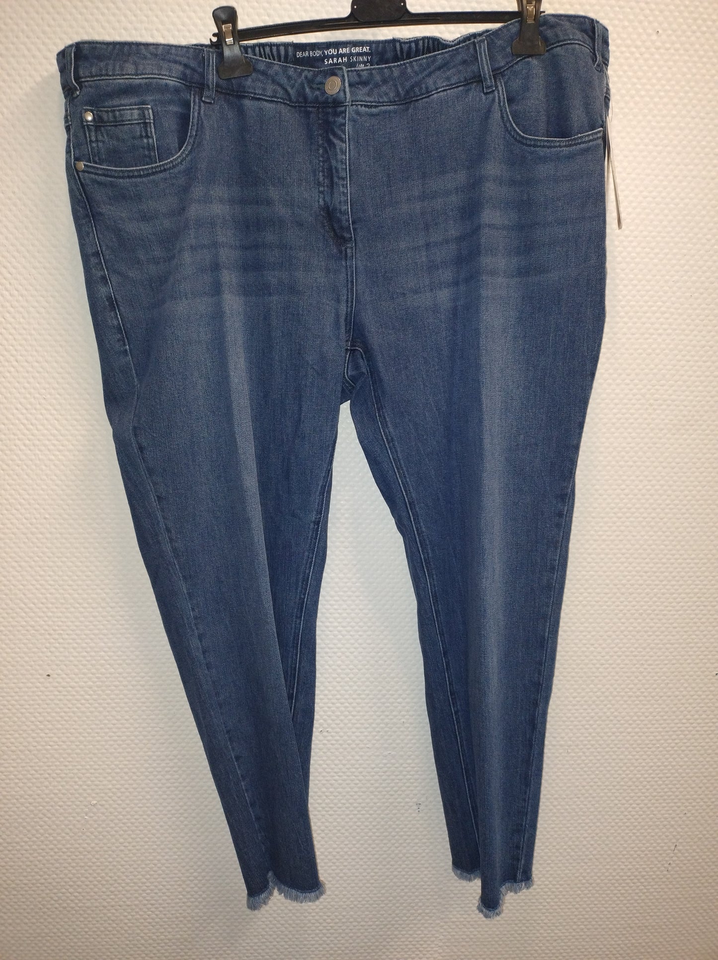 (U6) Ulla popken Jeans mit Schrift 806381 902