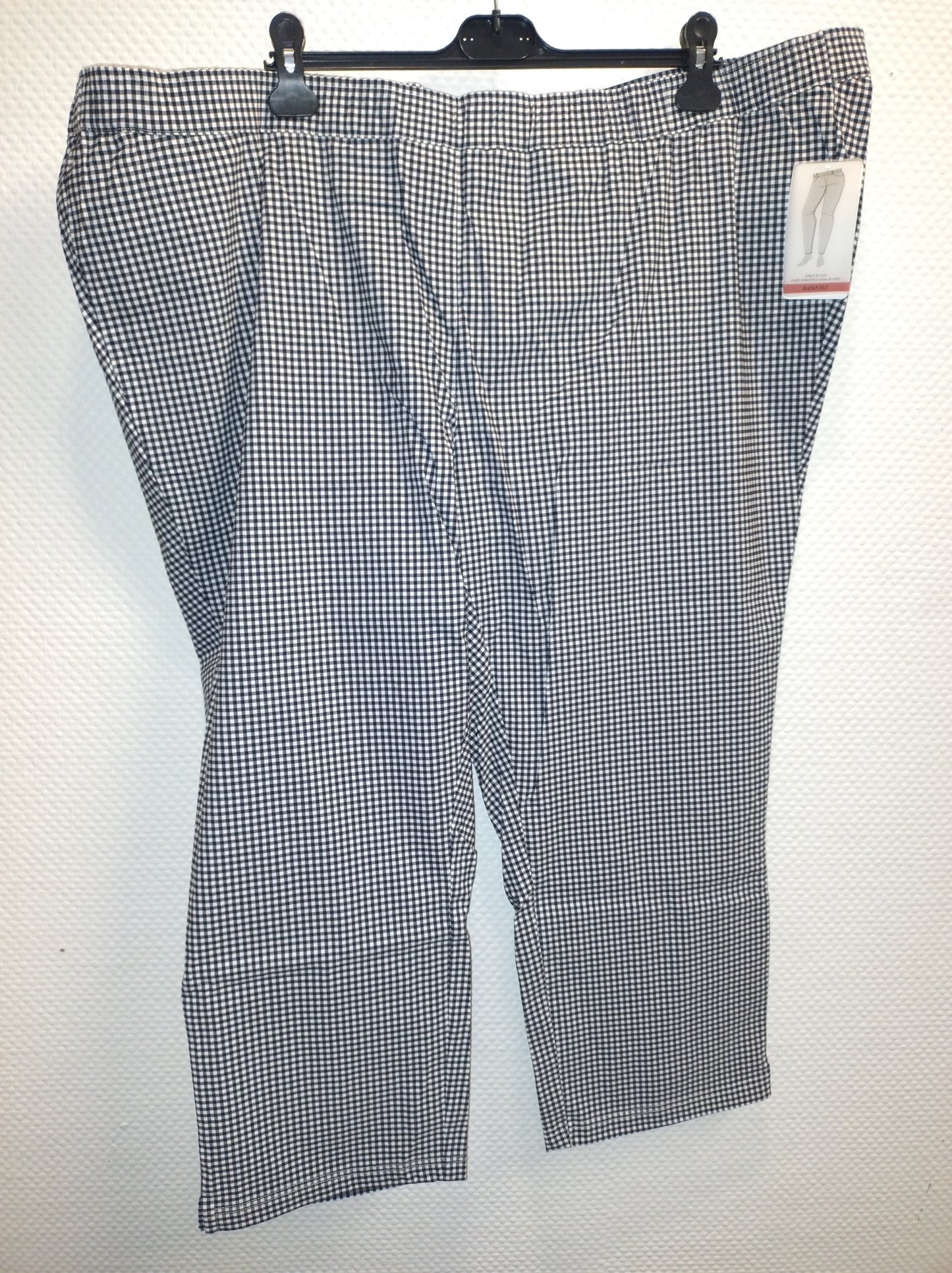 (U36) Ulla Popken Hose schwarz/ weiß kariert 747504 132