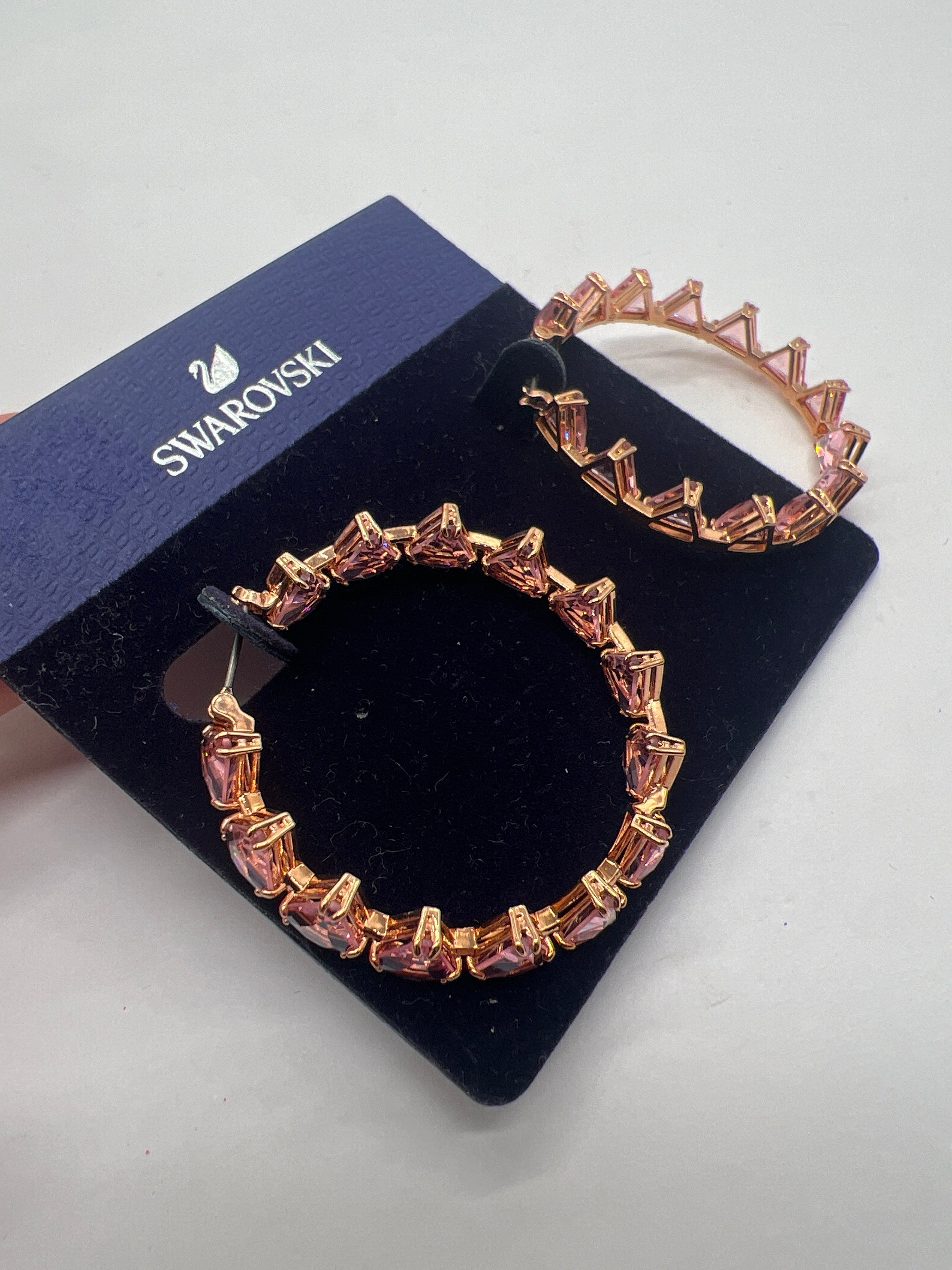 SWAROVSKI Millenia Hoop Ohrringe Pink Goldtone