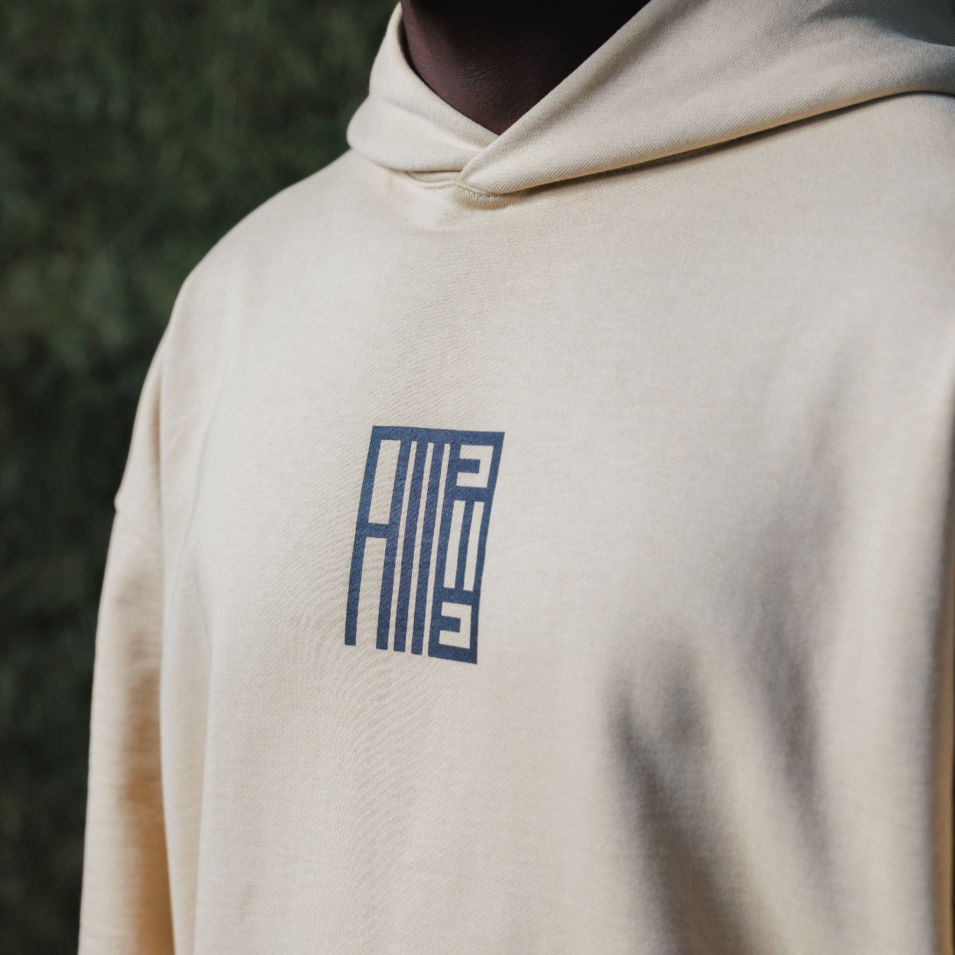 Alessandro Magno Chapter 3 Anzug Jogger Hoodie + Hose oversize beige