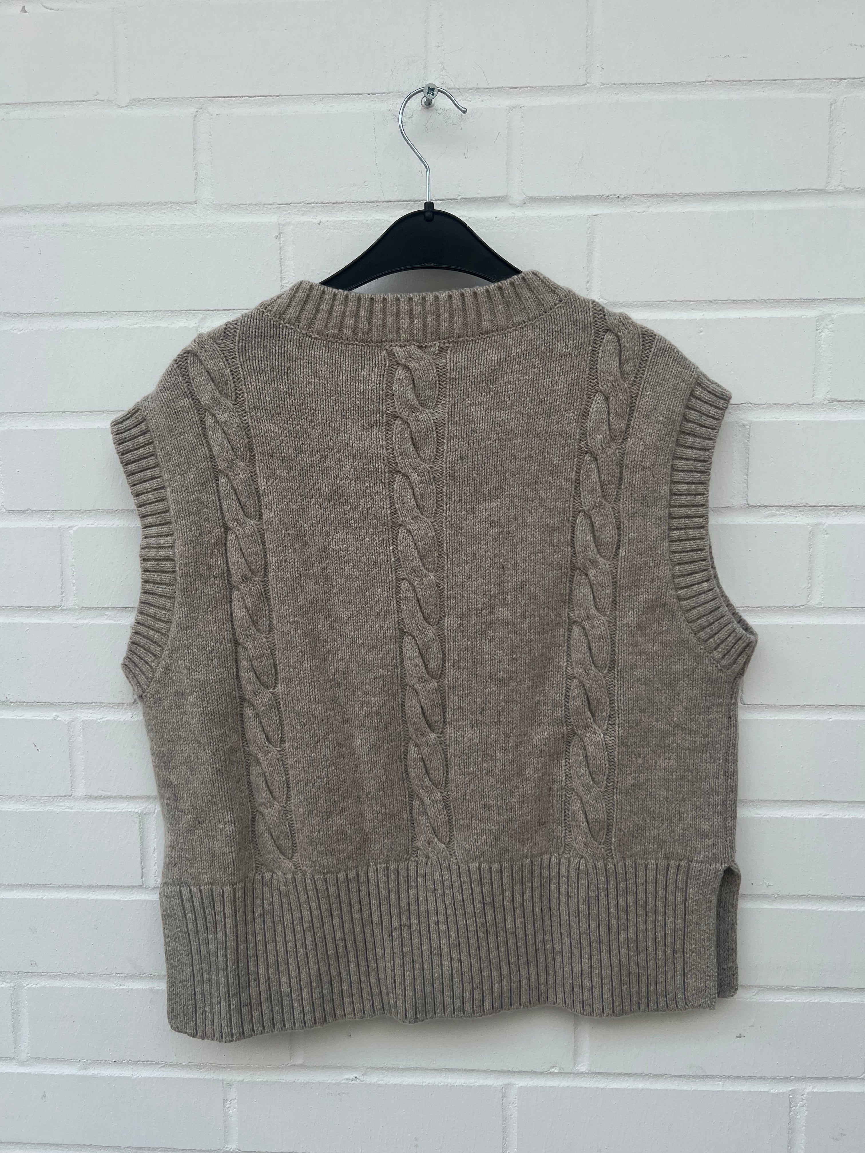 Vero Moda Aware Strickpullunder mit Zopfmuster taupe GrM