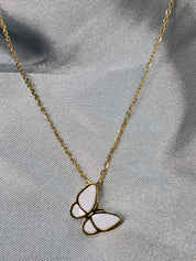 18k vergoldet Edelstahl Halskette gold Schmetterling mit Perlmutt weiß (6)