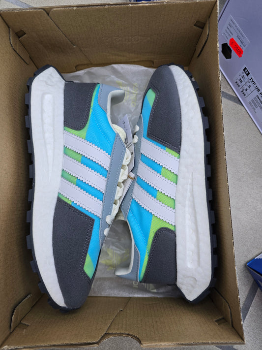 Adidas Retropy E5 grau blau grün GX9820