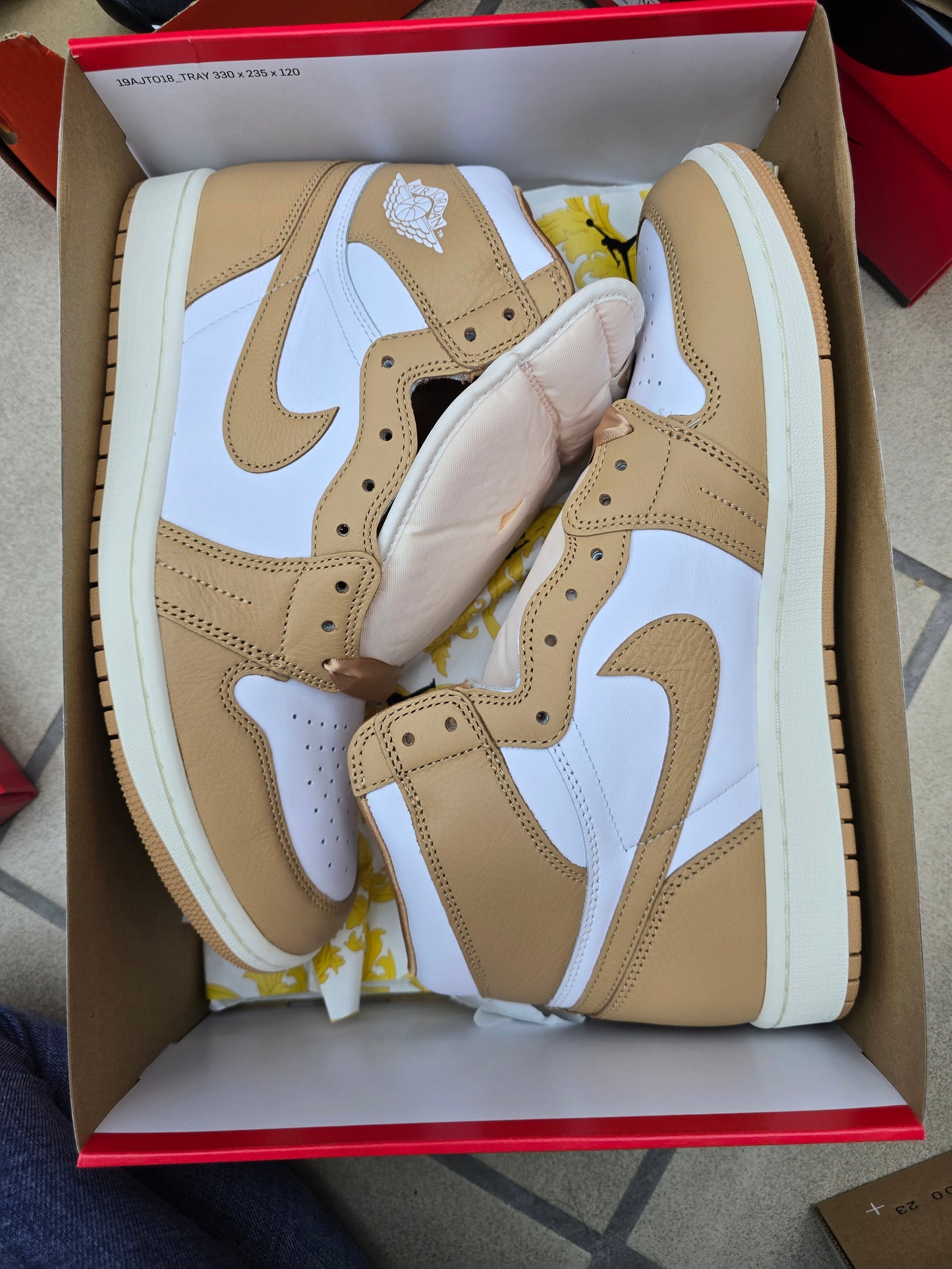 Nike Air Jordan 1 weiß beige FN6622 201