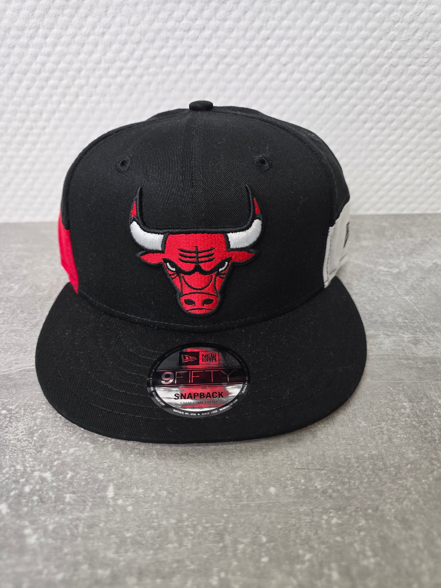 Bulls Cap schwarz rot