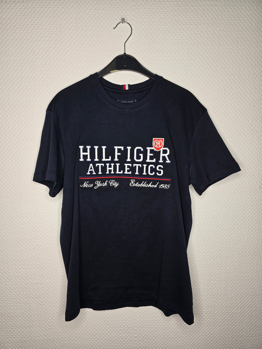 (1) Tommy Hilfiger TShirt navyblau