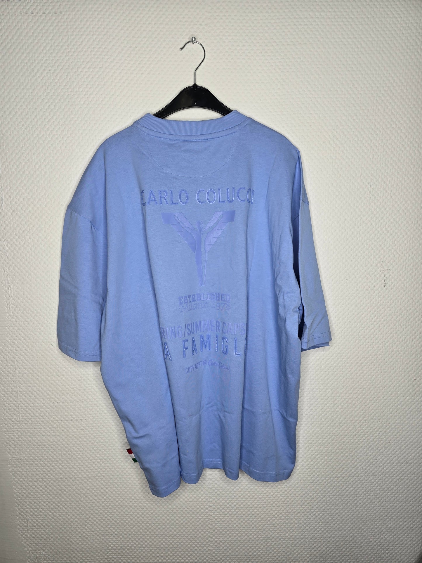 (7) Carlo Colucci T Shirt oversize hellblau