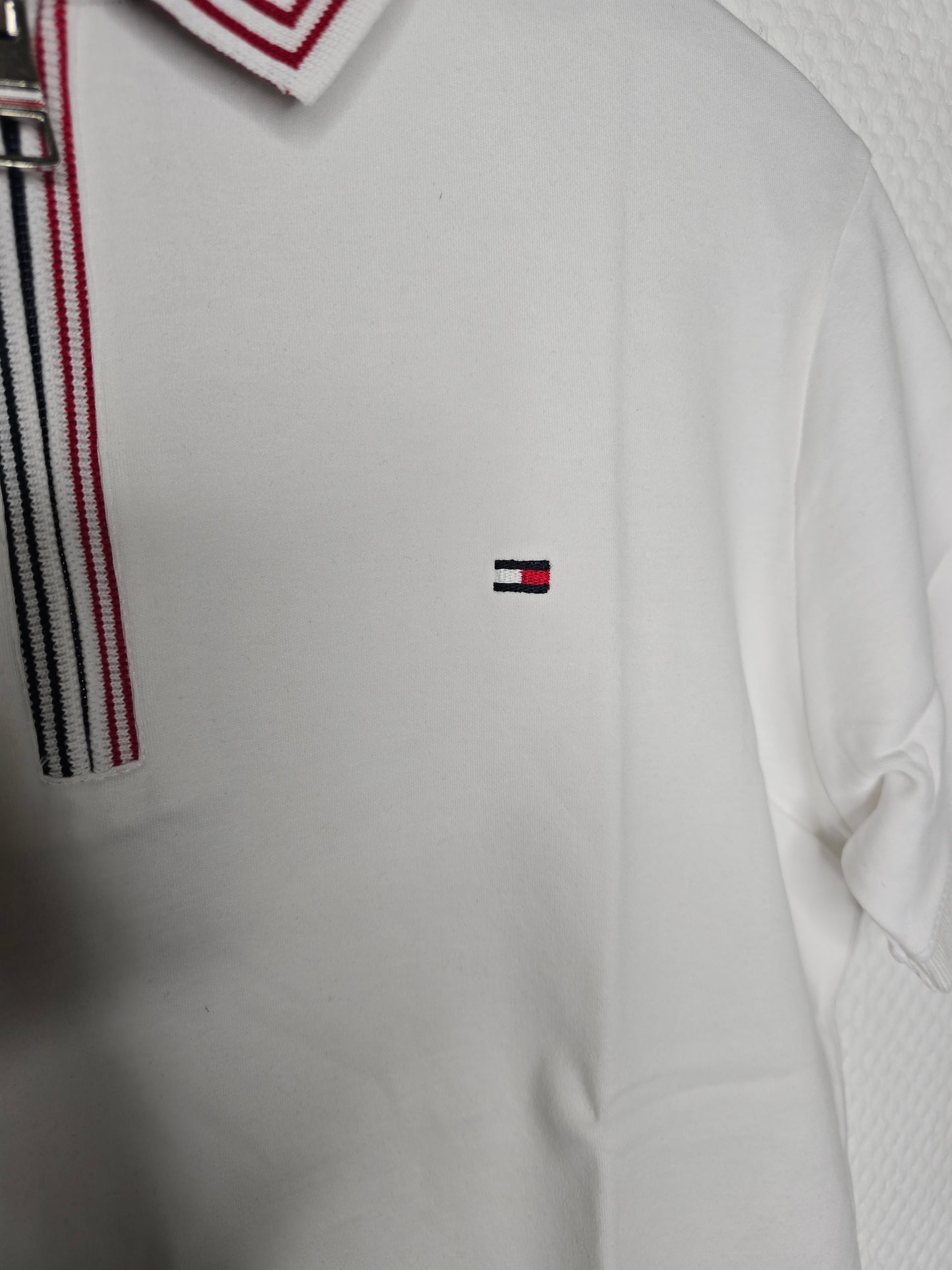 (10) Tommy Hilfiger Poloshirt Reißverschluss weiß