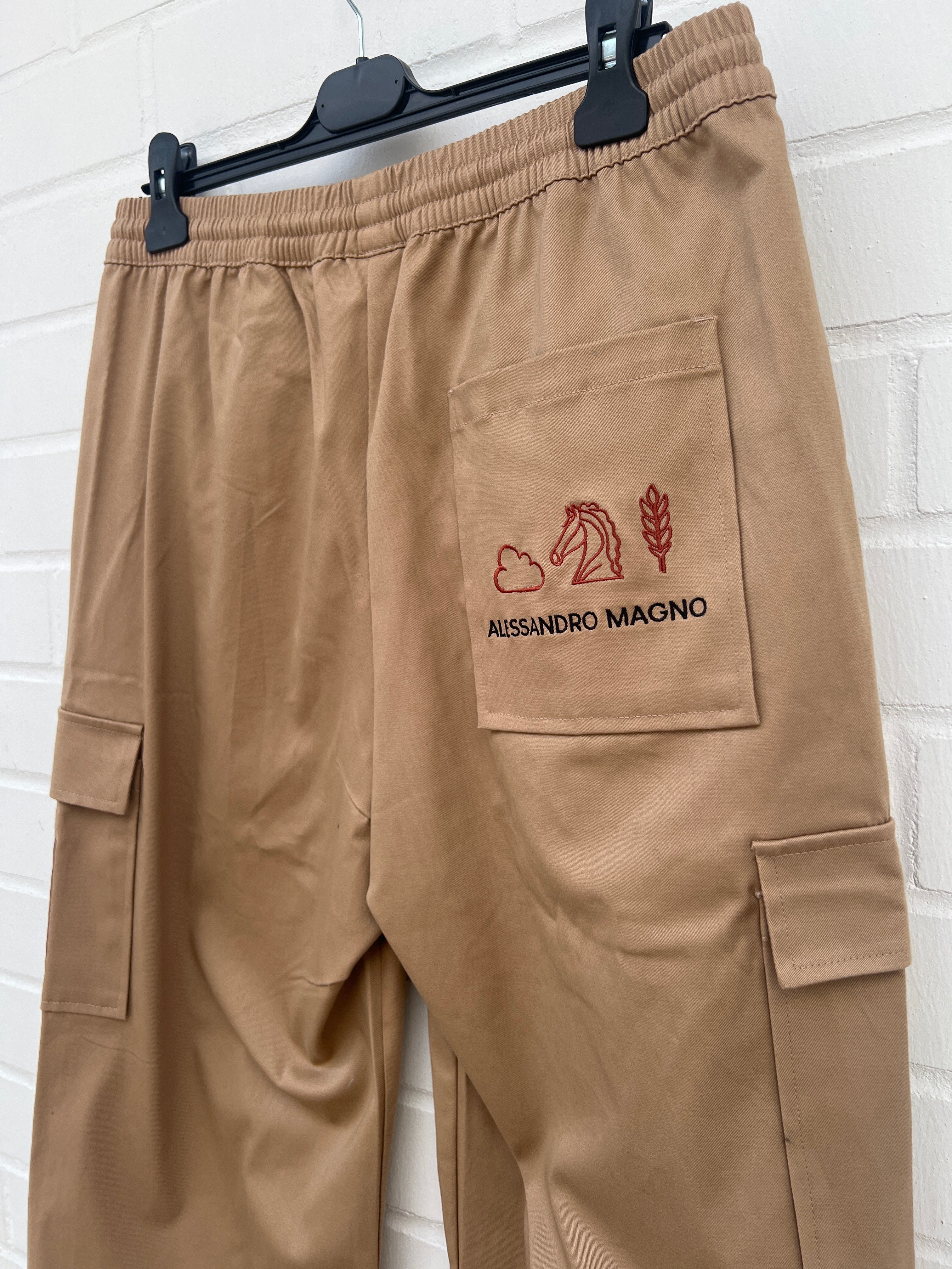 Alessandro Magno Anzug braun