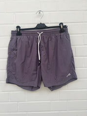 (31) Badehose lila