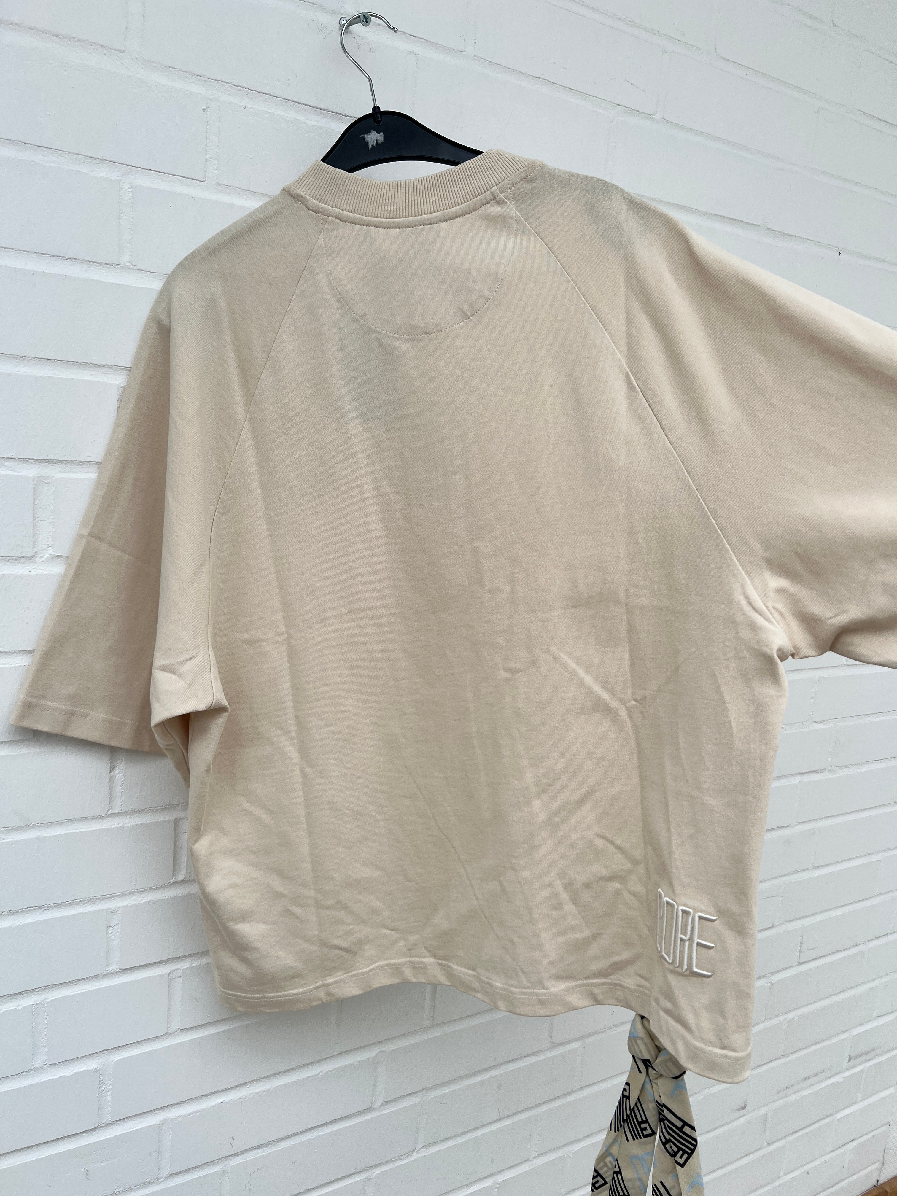 (133) Alessandro Magno Tshirt Creme
