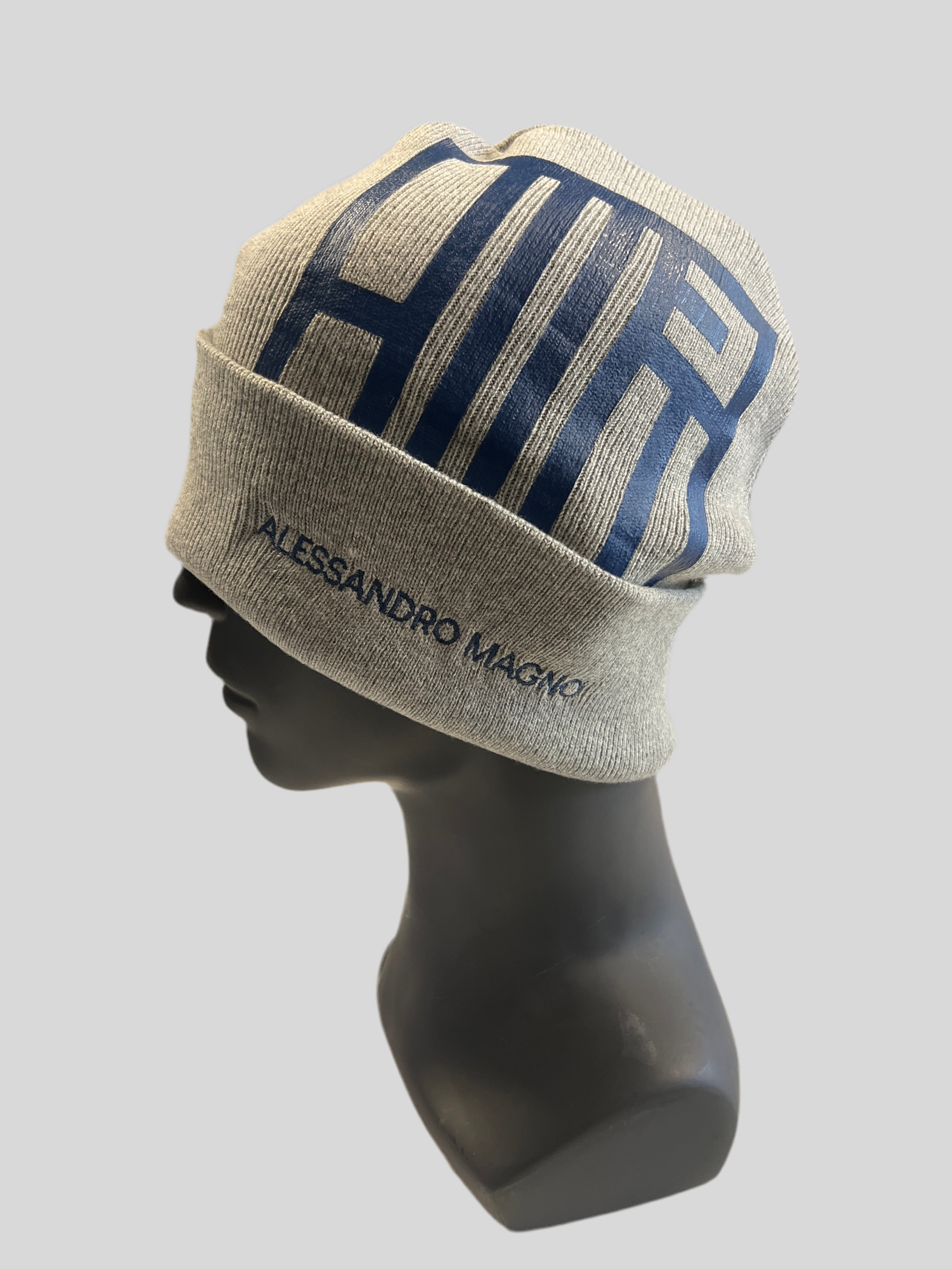 (61) Alessandro Magno Strickmütze graublau