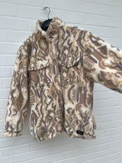 Carlo Colucci Teddyjacke Knöpfe creme