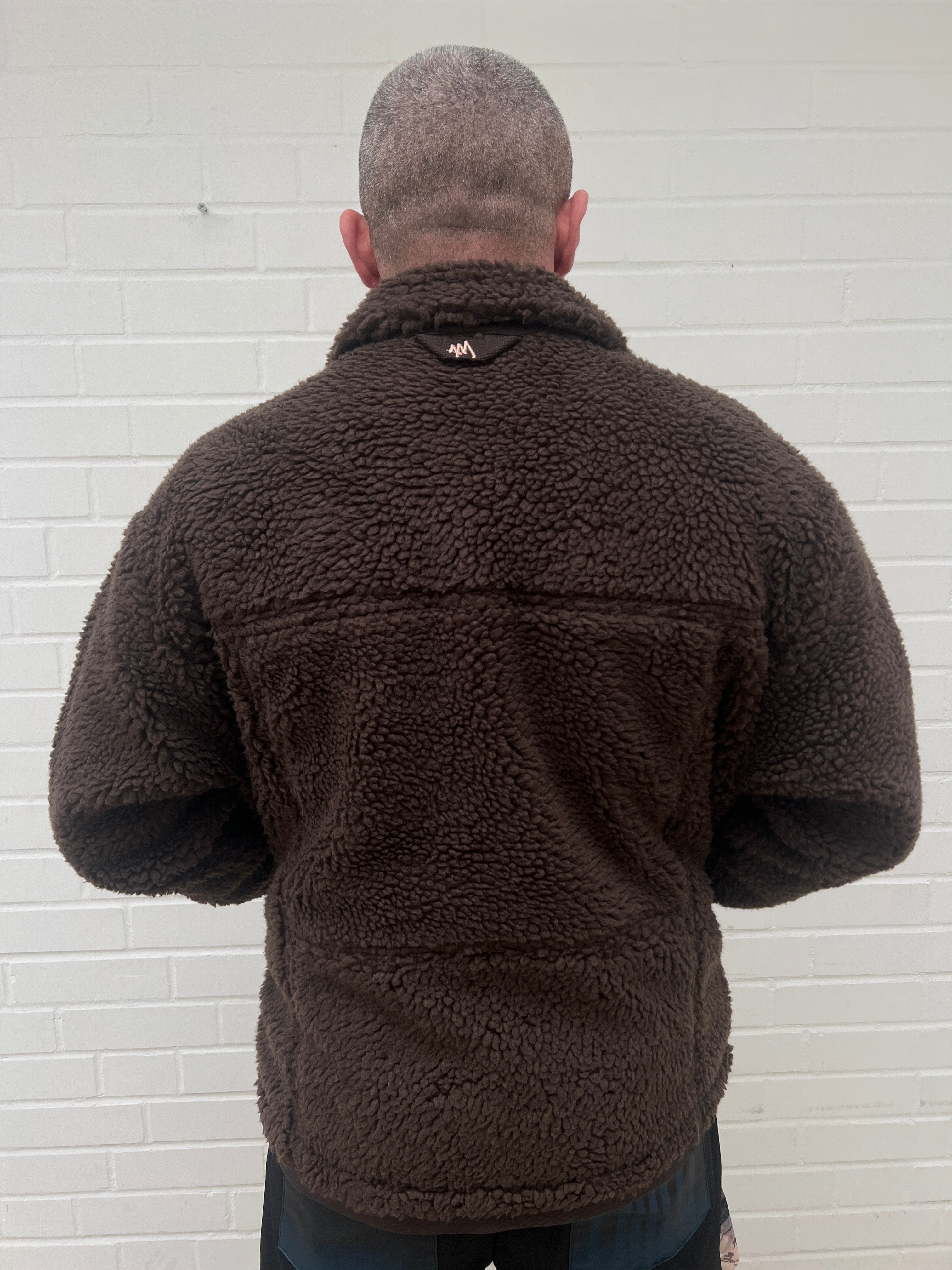 Alessandro Magno Chapter 6 Teddyjacke braun