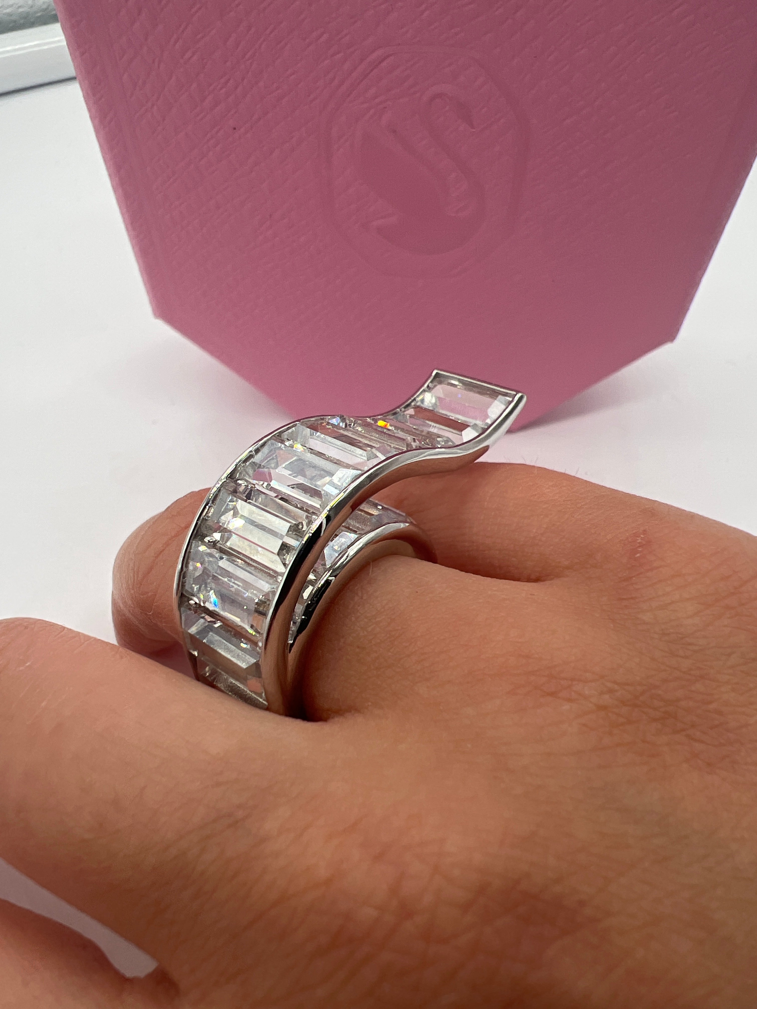 SWAROVSKI Matrix Ring White Rhodium (5600787)