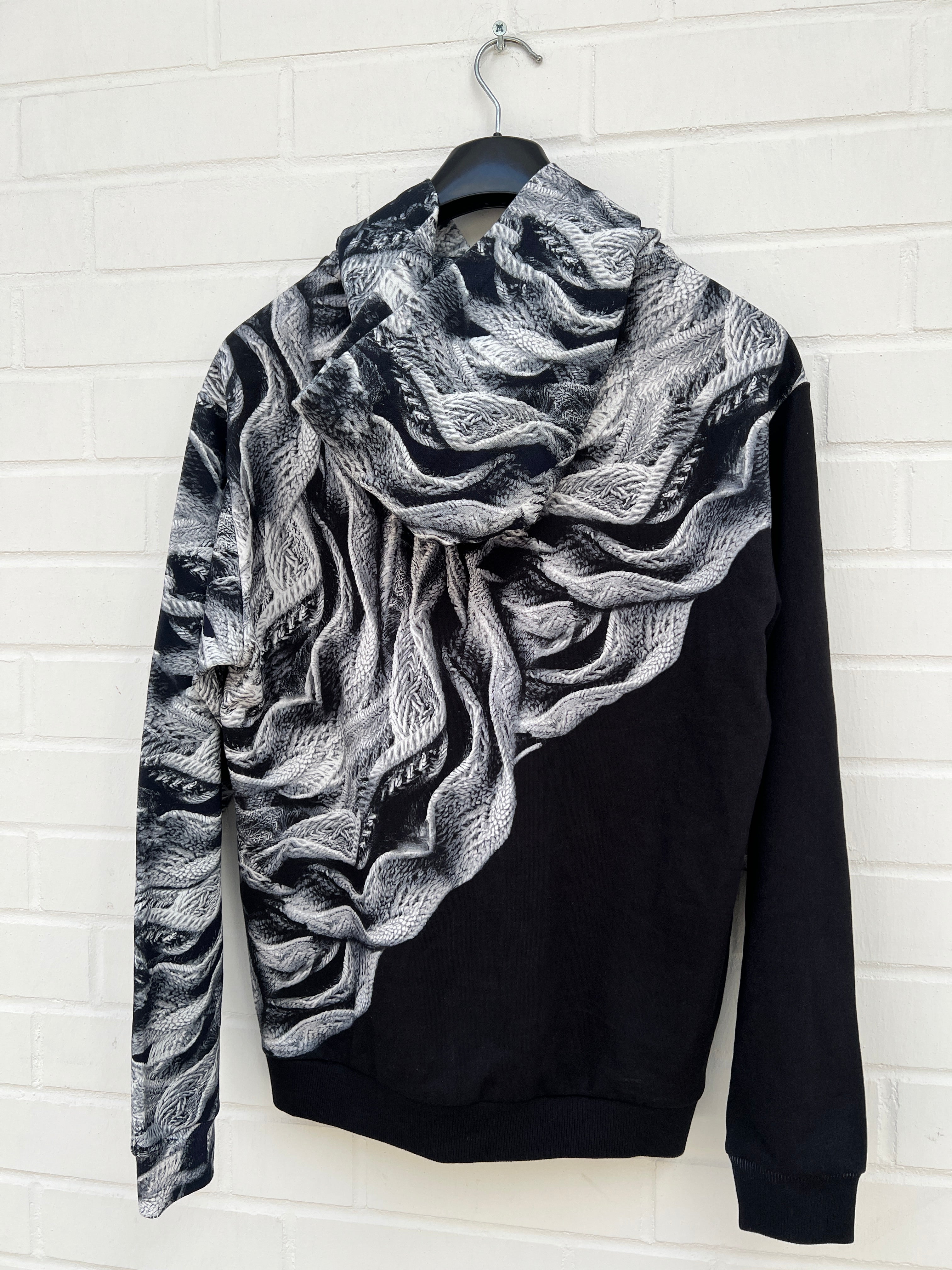 (Stange2) Carlo Colluci Hoodie schwarzweiß Gr.M