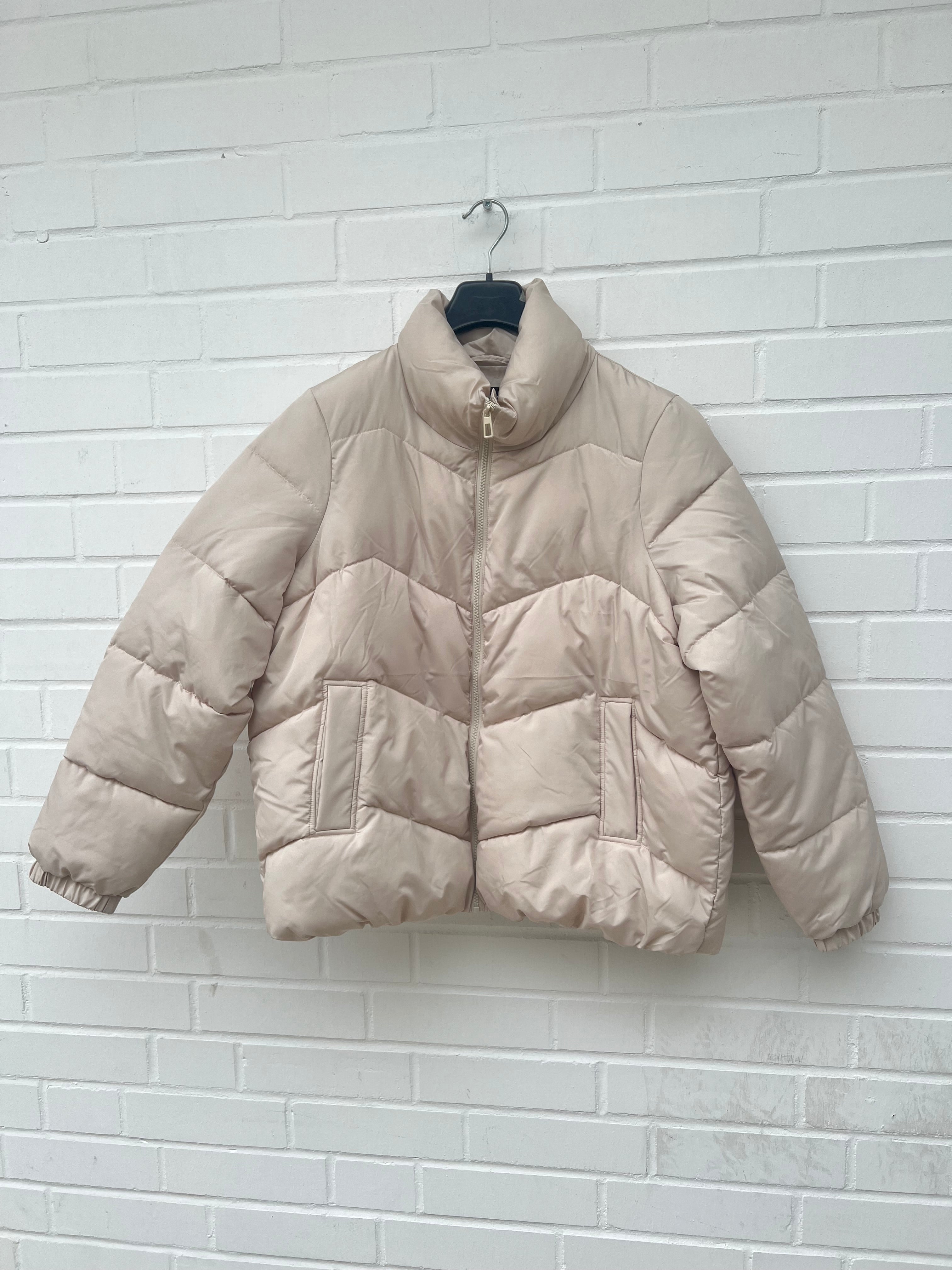 Vero Moda Curve Pufferjacke in Creme Gr46