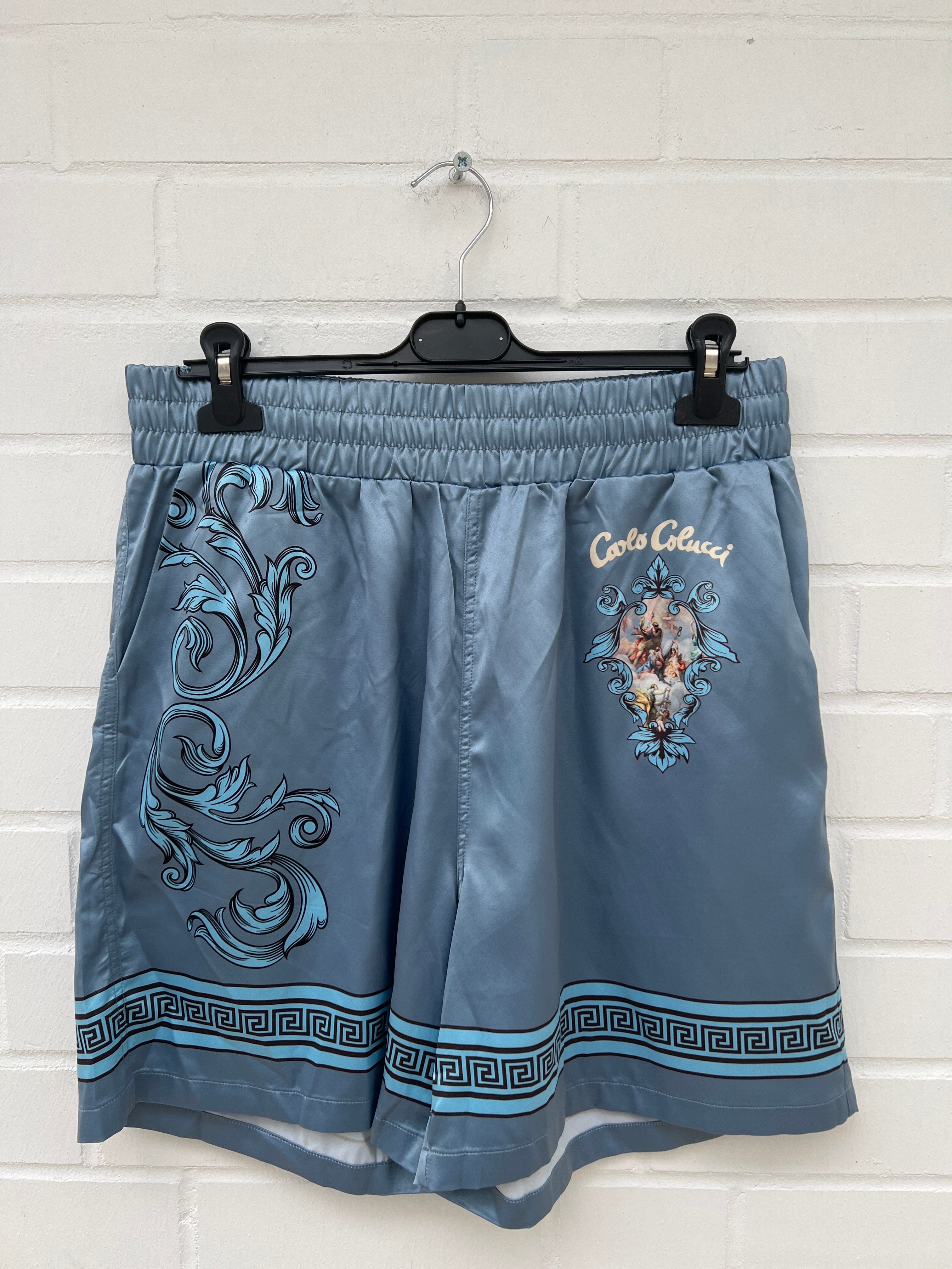 (56) Carlo Colucci Satin Short blau