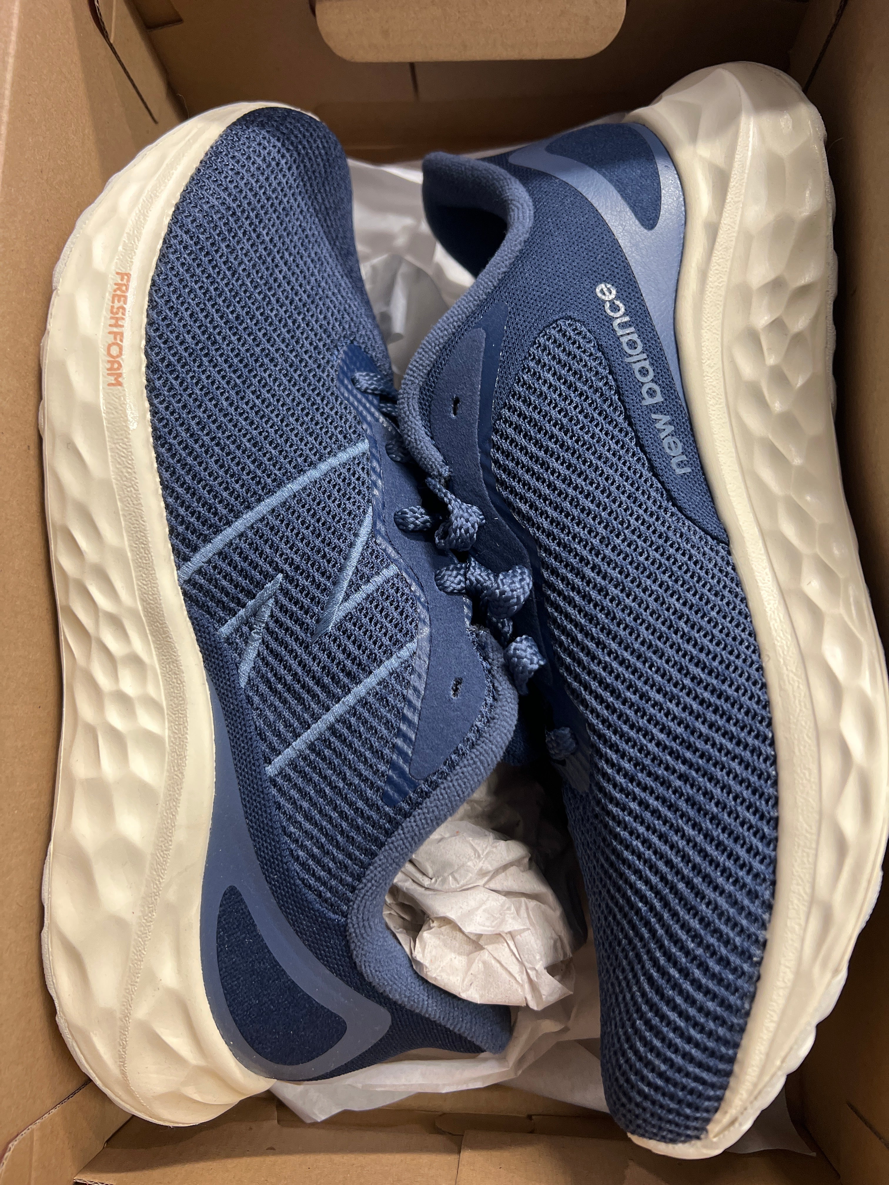New Balance MARISANA4