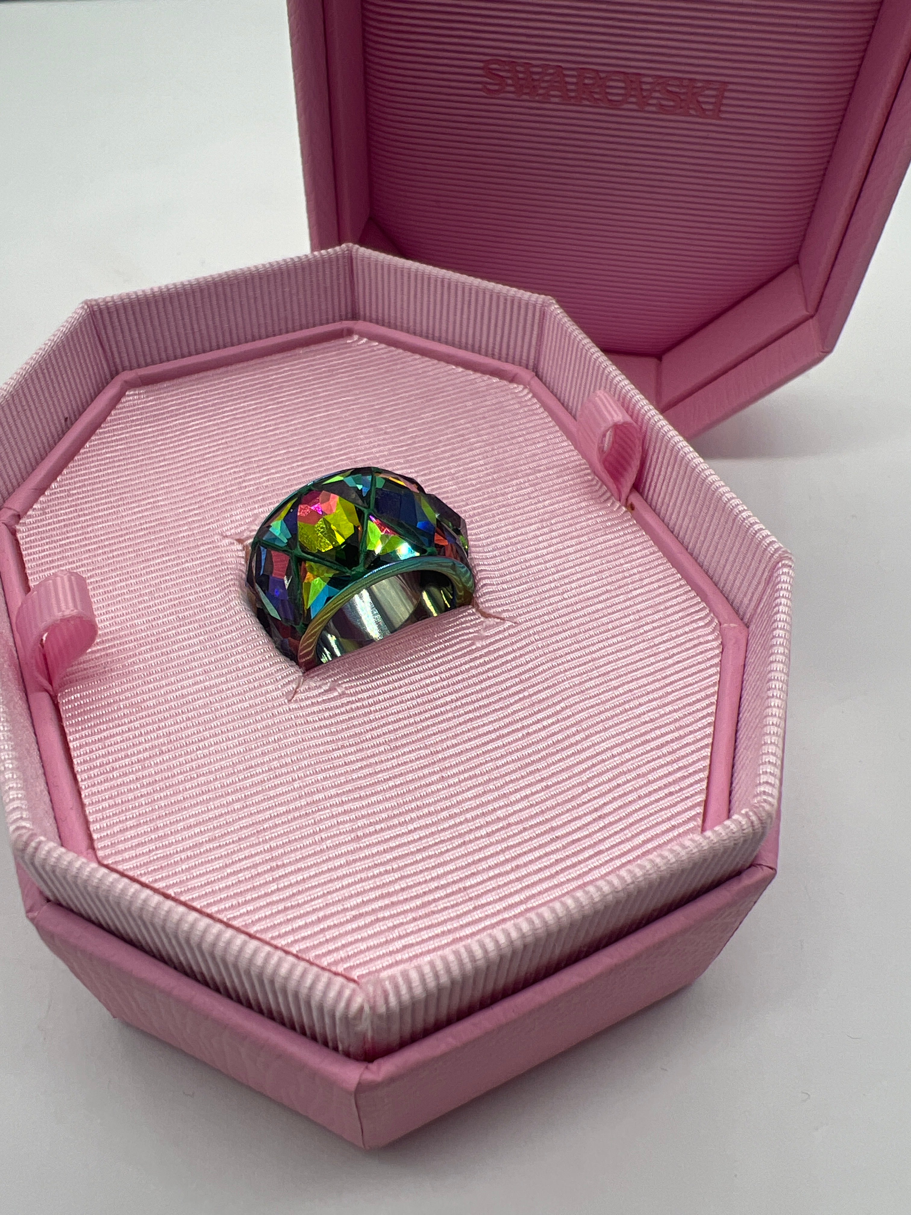 SWAROVSKI Curiosa Ring Cocktail Rainbow Crystal (5599889)