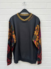 (147) Carlo Colucci Sweatshirt grau orange muster