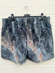 (31) Badehose graublau muster