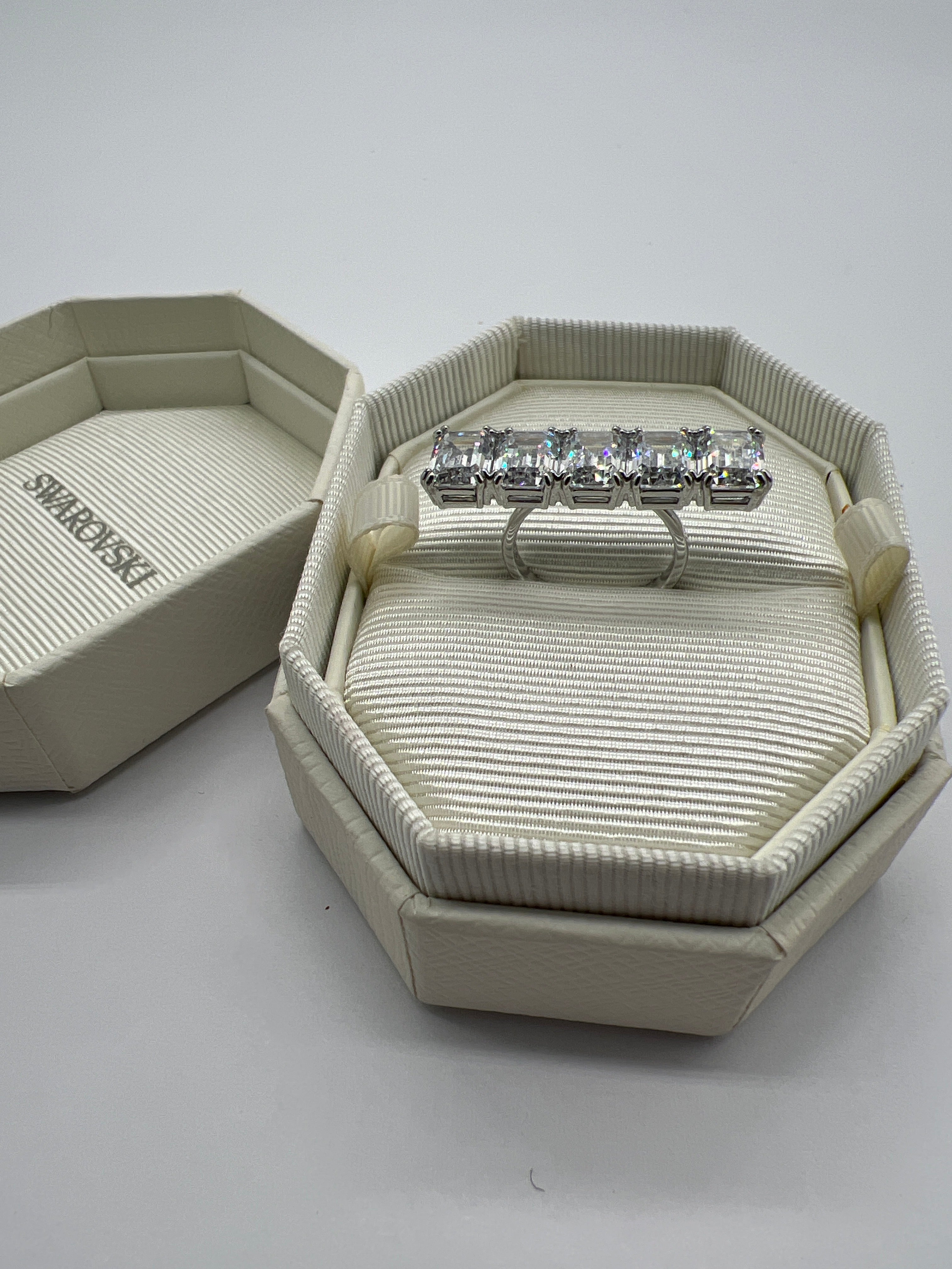 Swarvoski Ring White Silver