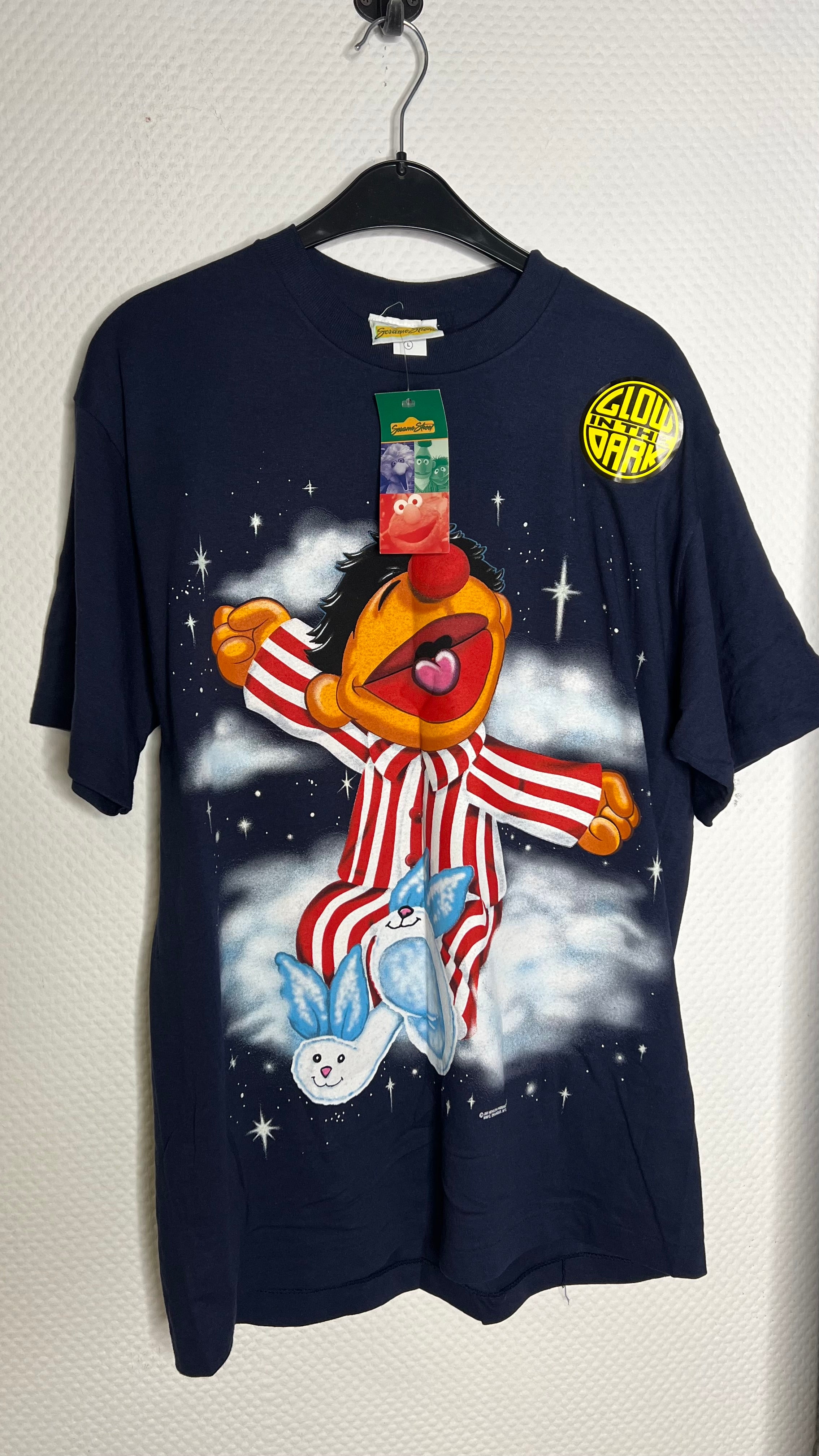 Vintage Glow in the Dark Ernie Tshirt navy Gr.L 1990