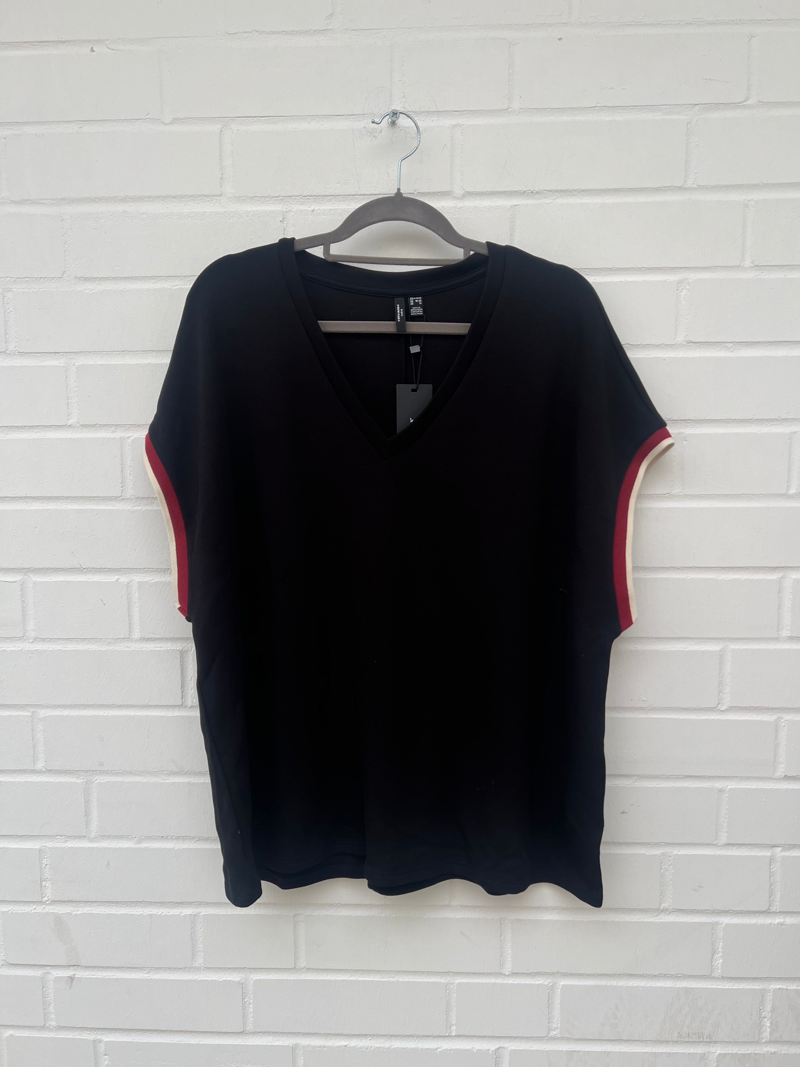 Vero Moda Curve Kurzarm Shirt in schwarz Gr46/48