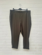 Vero Moda Curve Hose mit Taschen Army Grün Gr46/32