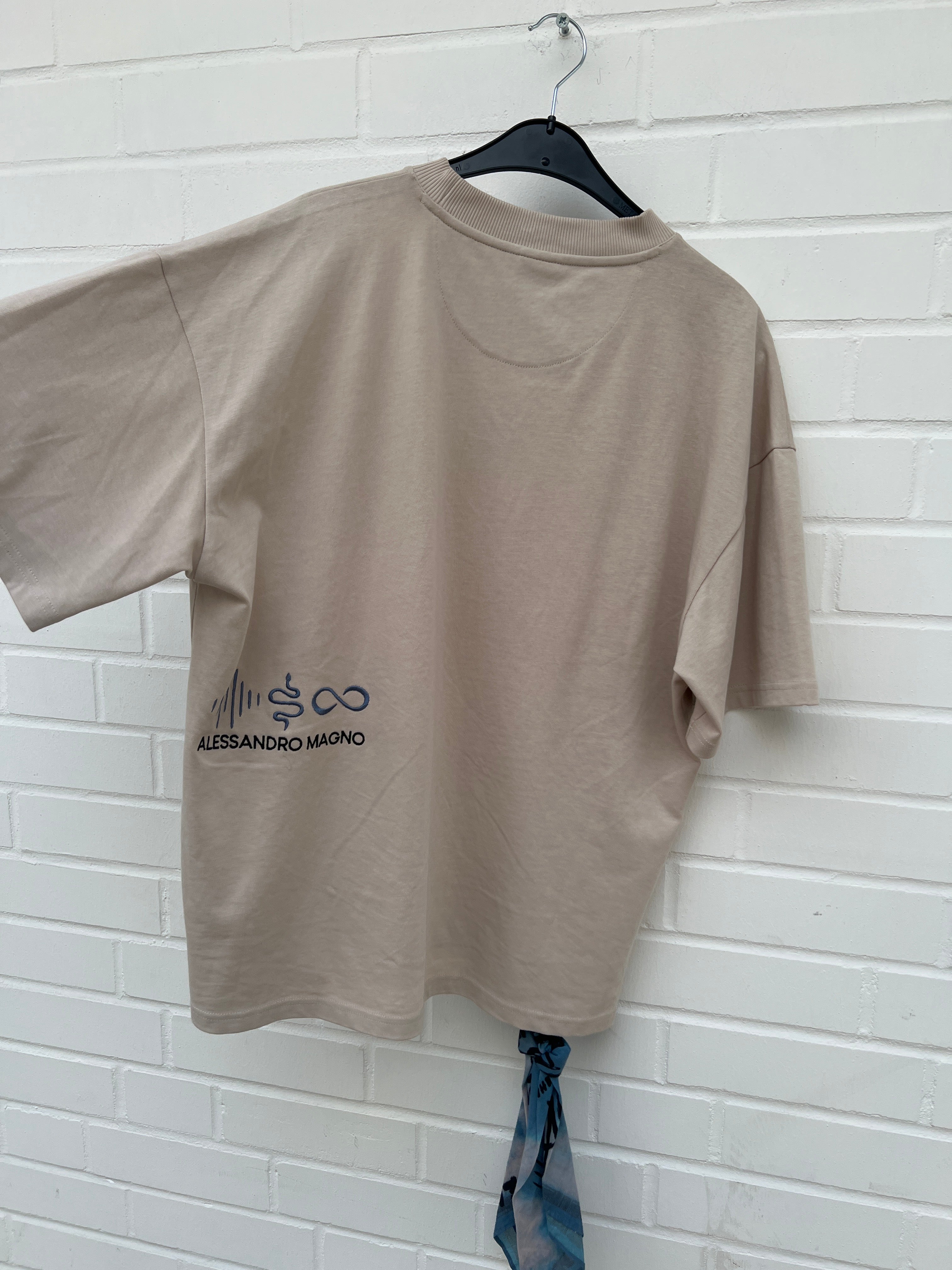 Alessandro Magno Tshirt creme Chapter 5