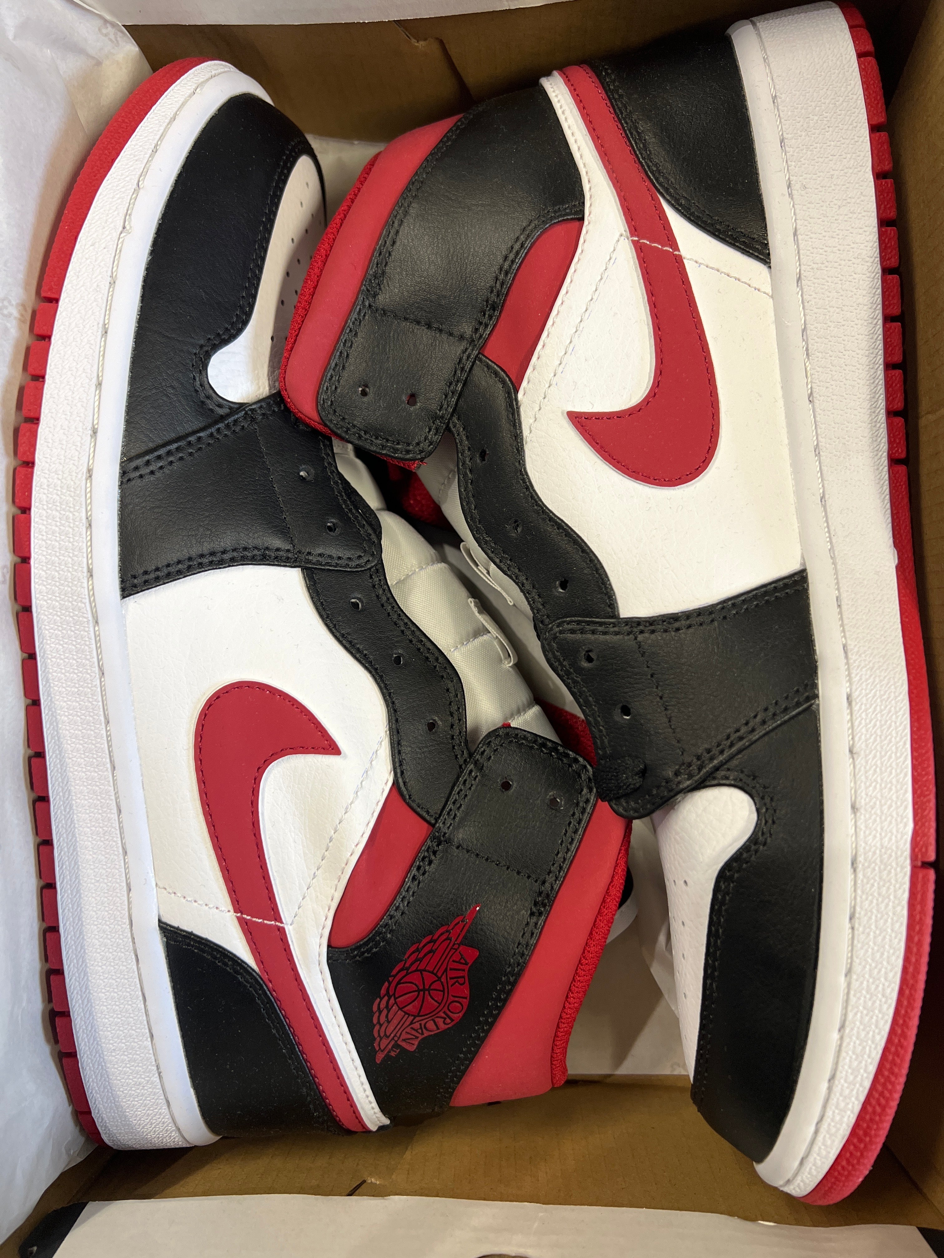 Air Jordan 1Mid rot schwarz Gr45.5