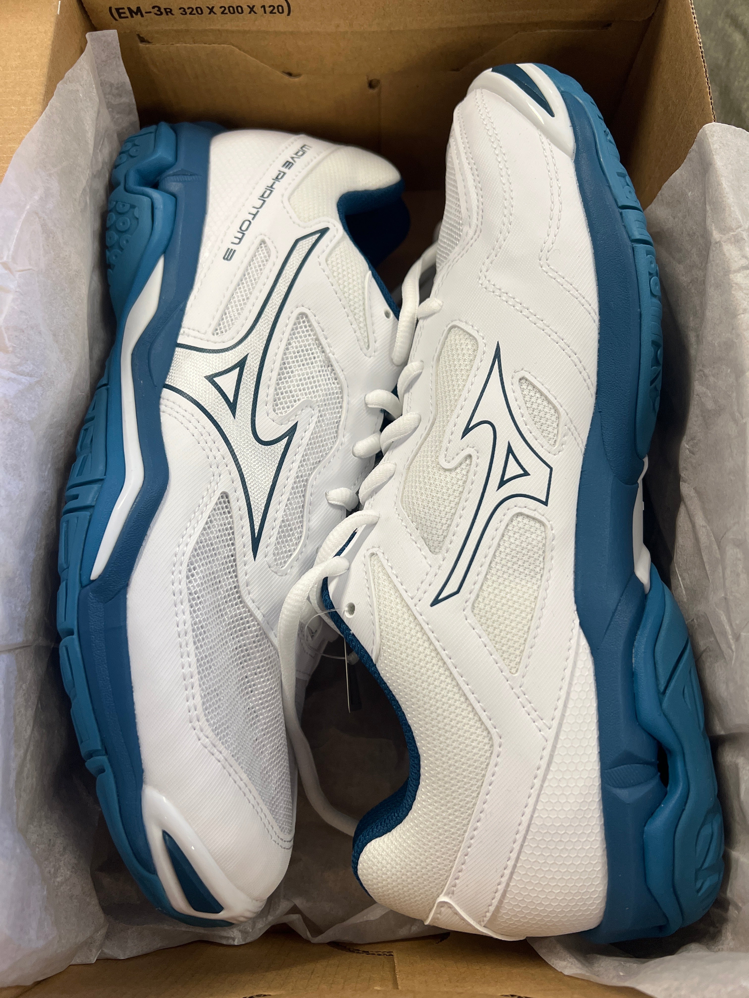 MIZUNO Indoor Sneaker weiß/blau Gr. 41.5
