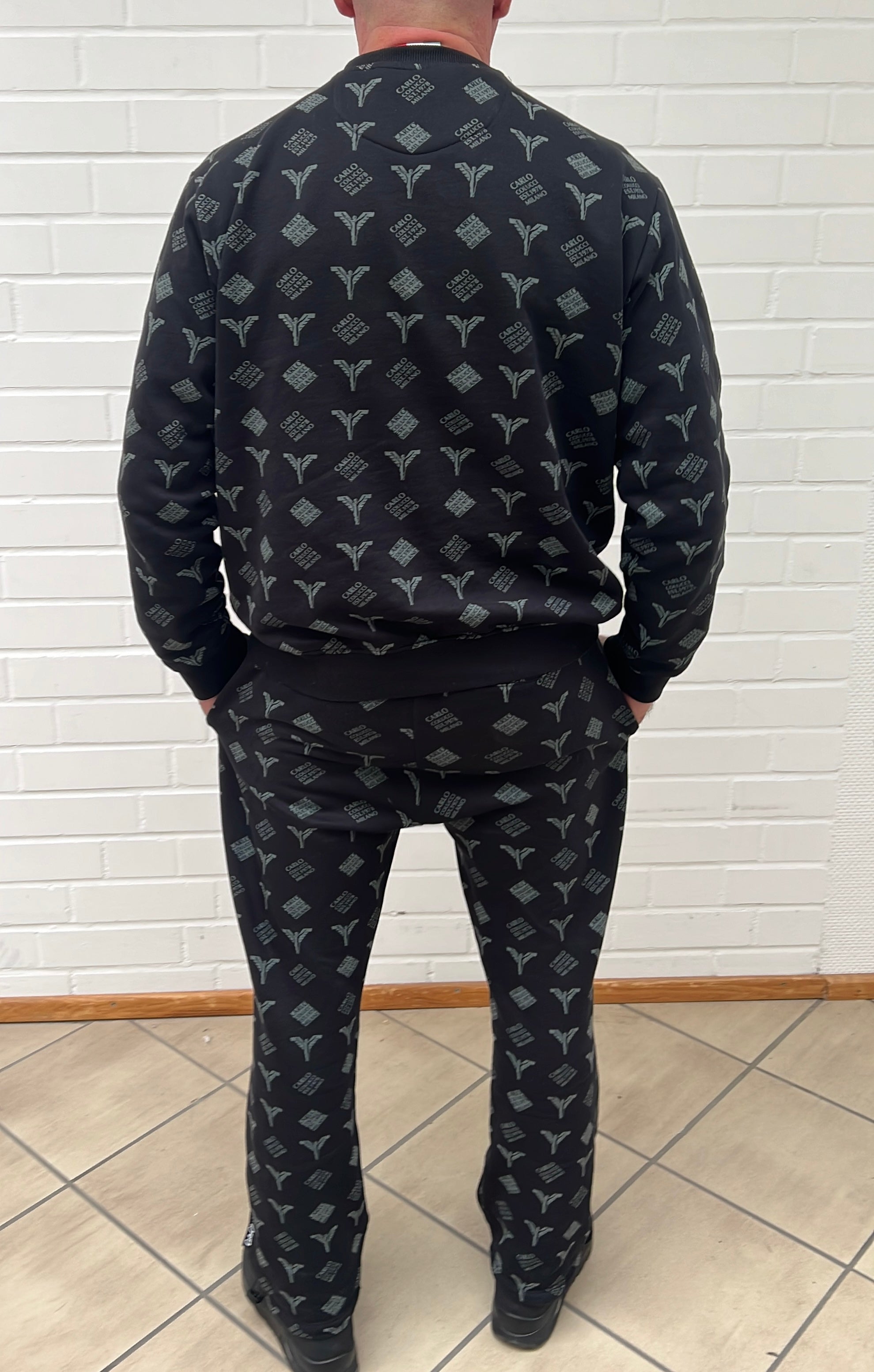 Carlo Colucci Anzug schwarz