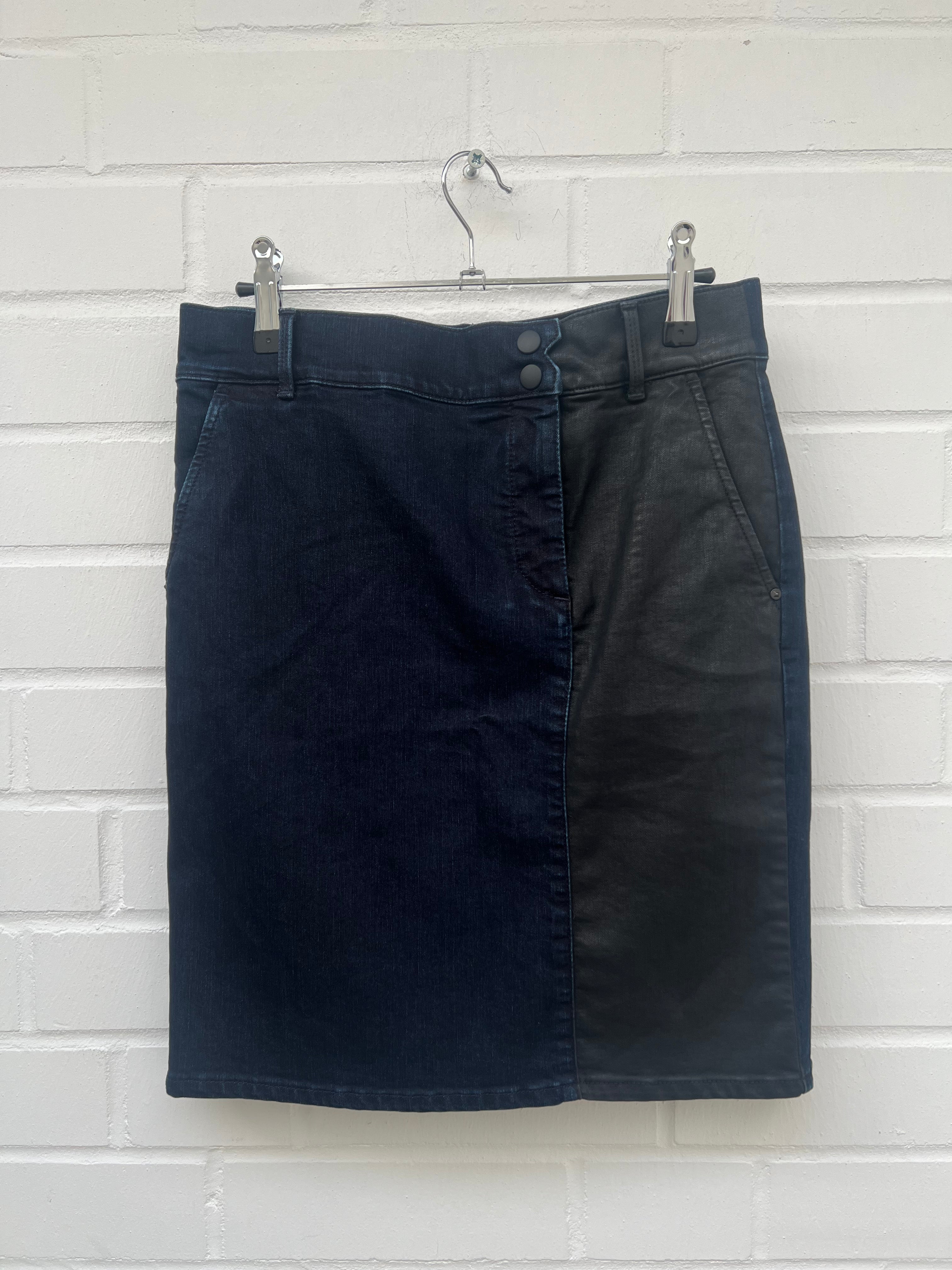 KARL LAGERFELD Jeans Rock schwarz denim Gr26