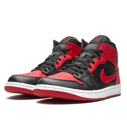 Nike Air Jordan 1 Mid black red white Gr51.5 Sneaker