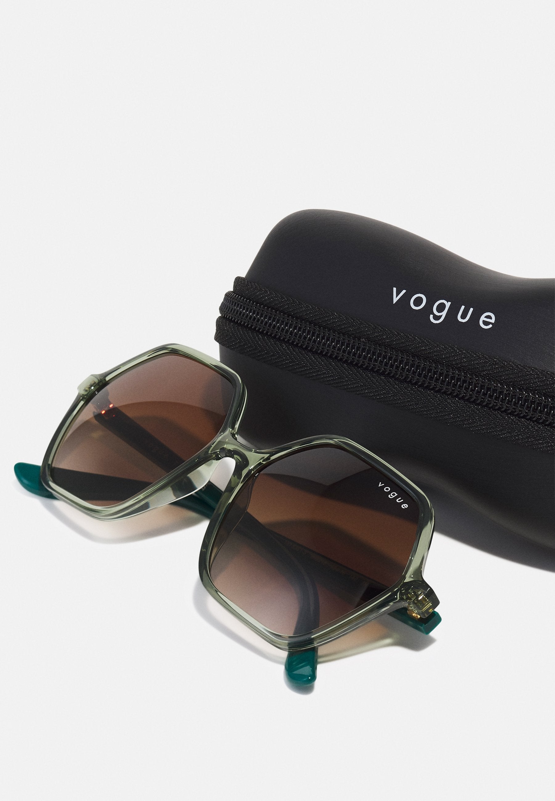 VOGUE Sunglasses Sonnenbrille transparent light green