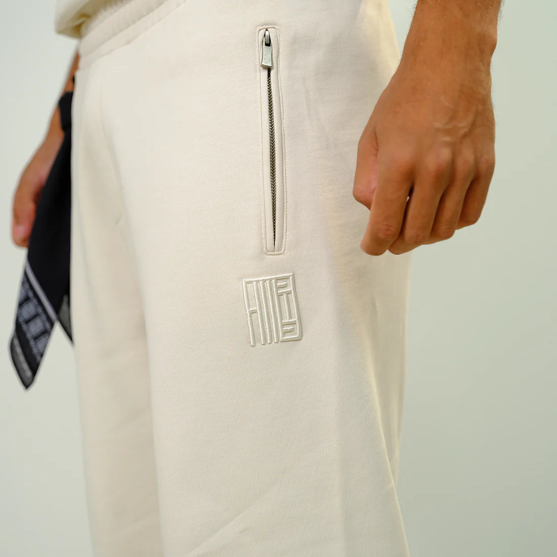 Alessandro Magno Core 2.0 Jogger Hose  Off White Gr.3XL -35-