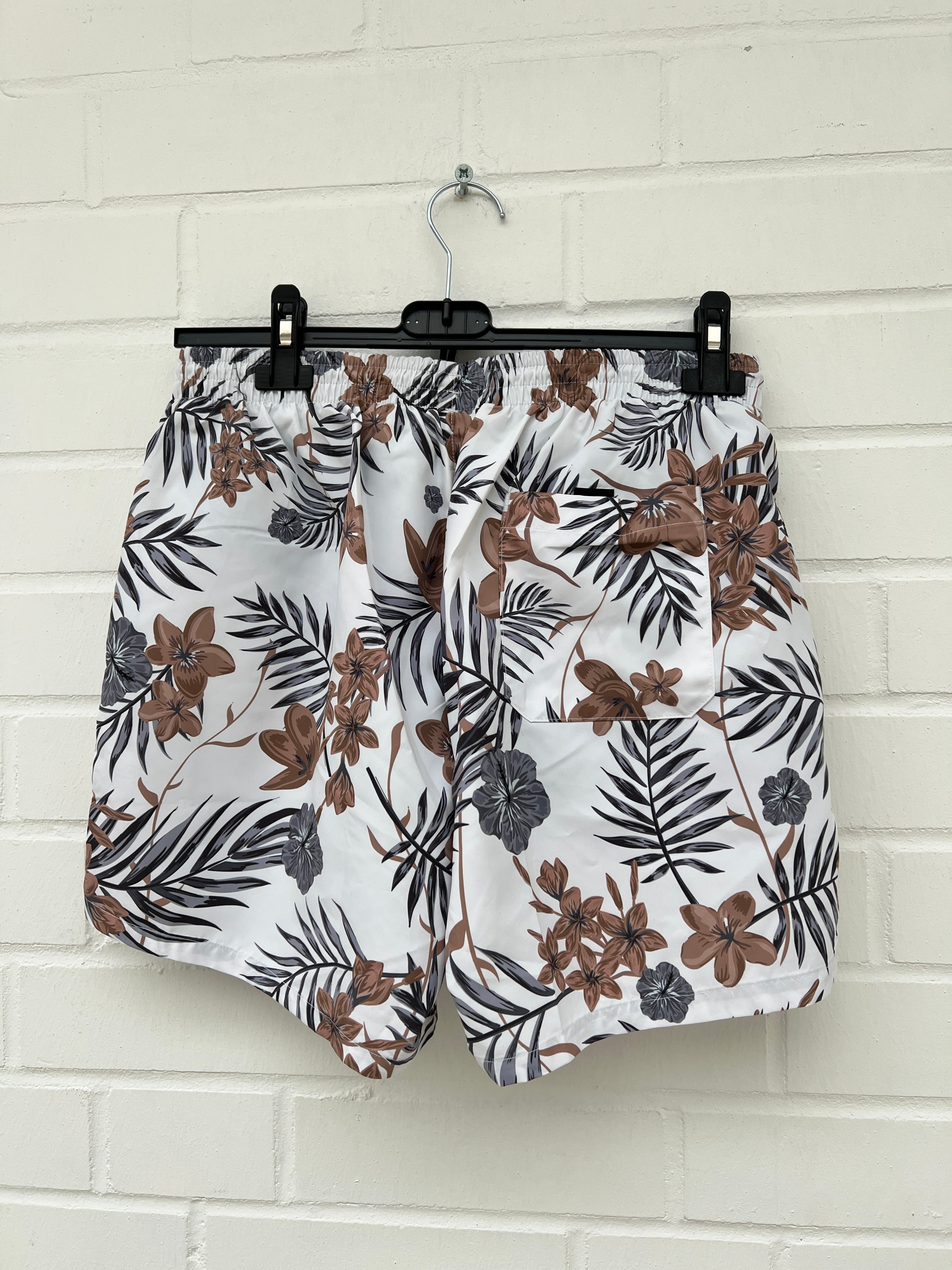 (113) Badehose weiß-braun muster