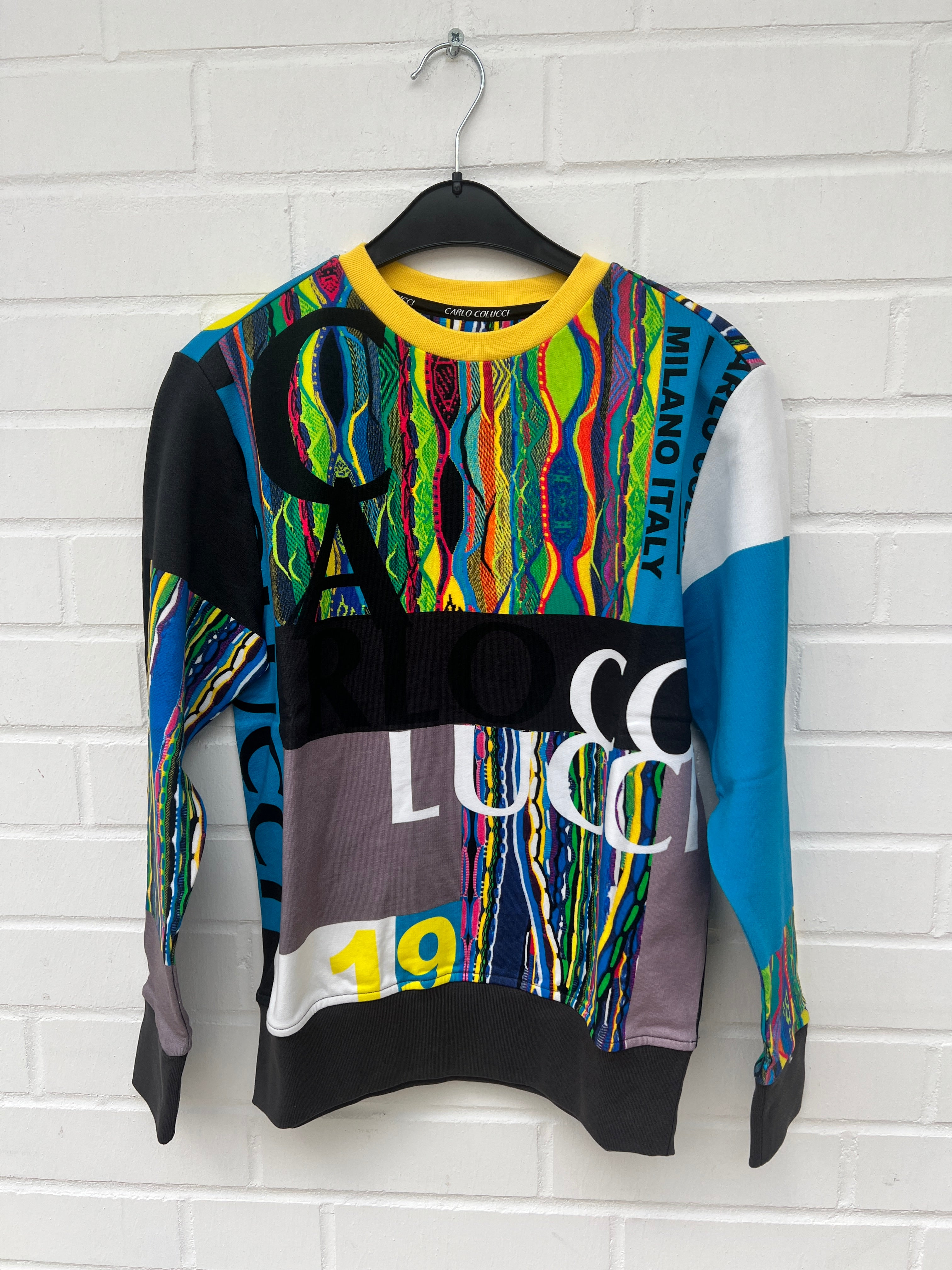 (34) Carlo Colucci Sweatshirt bunt